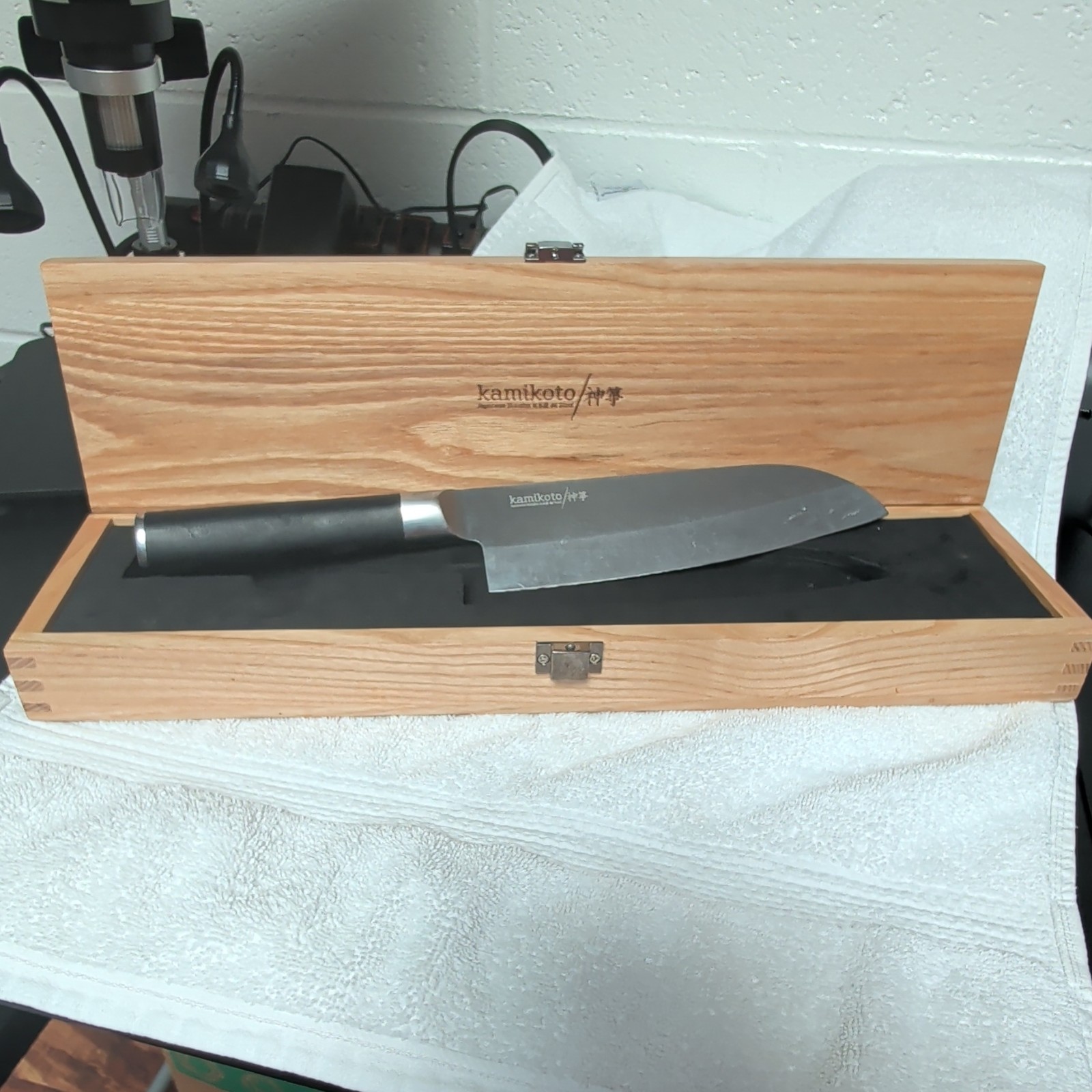 Kamikoto Honshu Steel Cleaver Knife 7in Straight Edge w/ Wood Storage Box