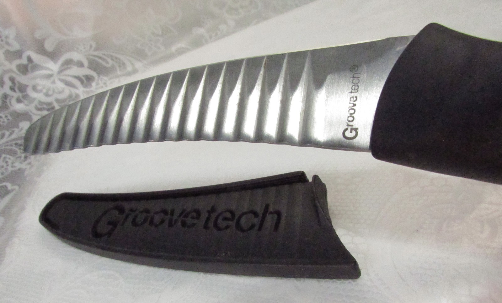 Groove Tech 4″ Blade Chef Kitchen KNIFE with SHEATH & Black Rubber Handle USA