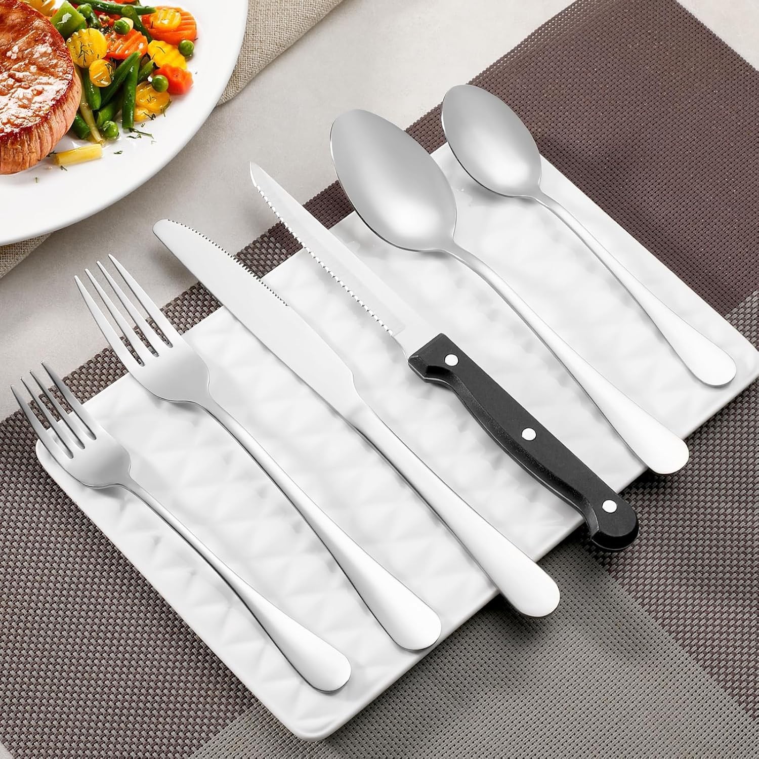 Steak Knives Set of 8, Sharp Triple Rivet Steak Knife Sets,High-Carbon Stainless