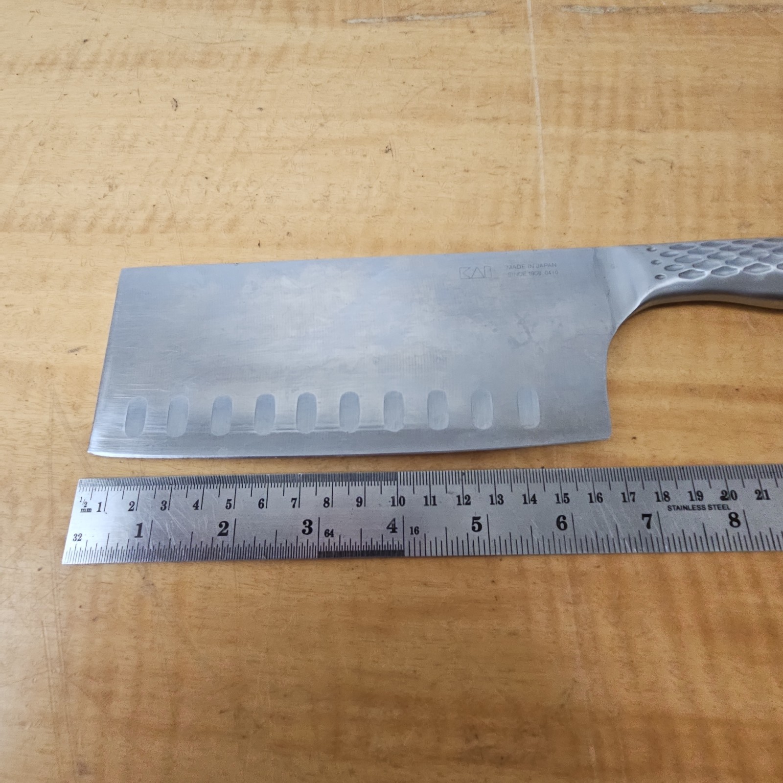 Kai Seki Magoroku Shoso Chinese Chef’s Cleaver knife Japan scalloped blade