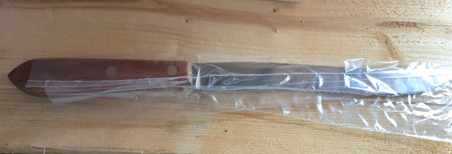 New Vintage Dexter Russell 418SC Serated Bread Slicer Knife Wood Handle 8″ Blade