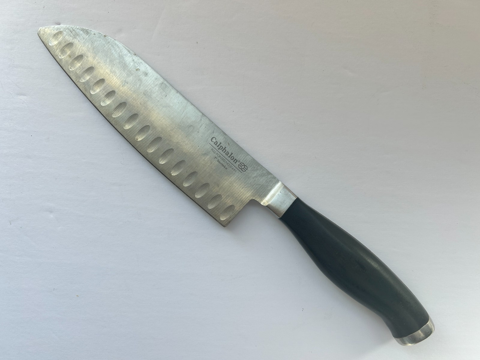 Calphalon Contemporary 7″ Santoku Knife Full Forged Satin Blade – Chipped Tip