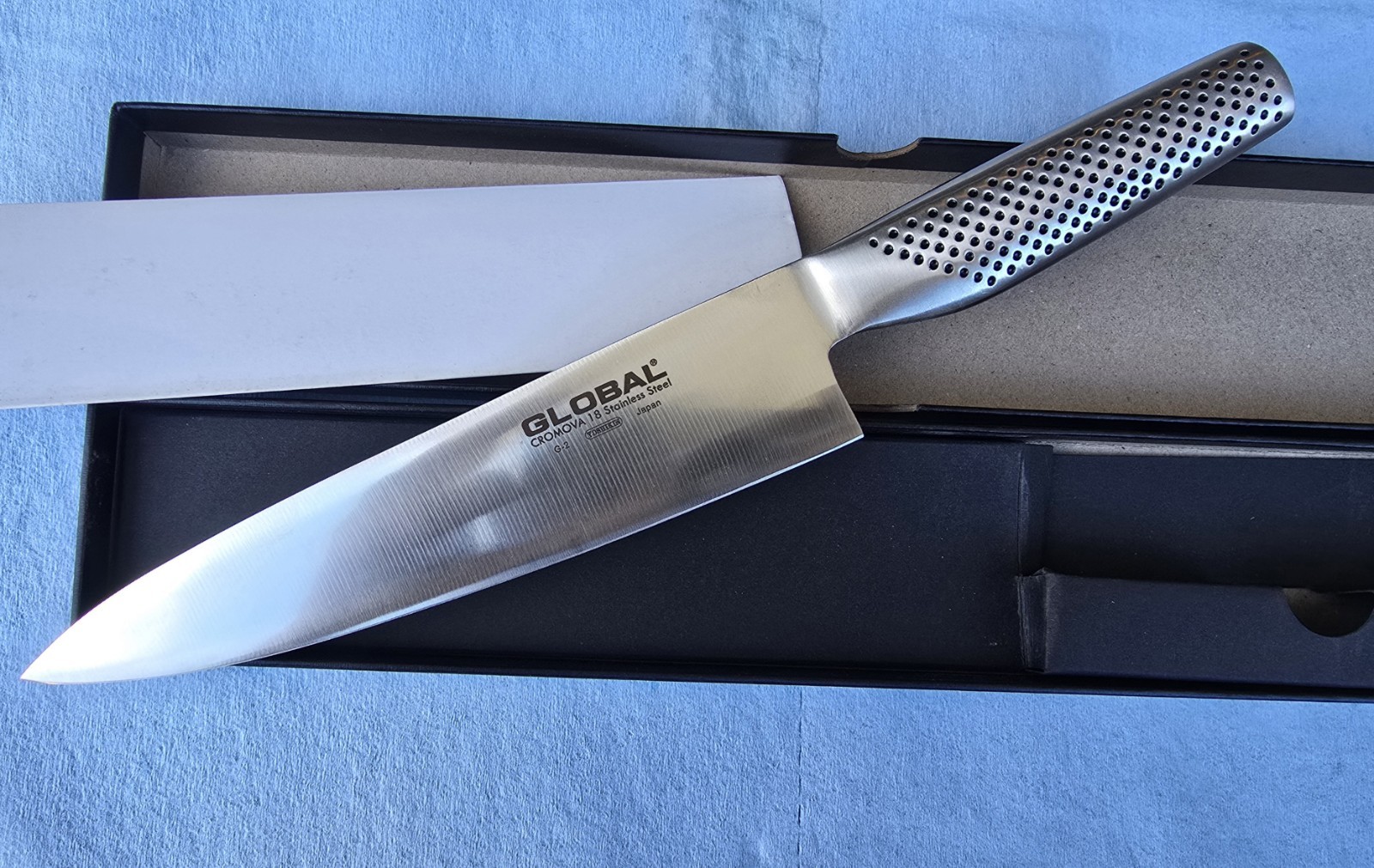Global 8″ Classic Stainless Steel Chef Knife – G2 Kitchen Cooking Knife