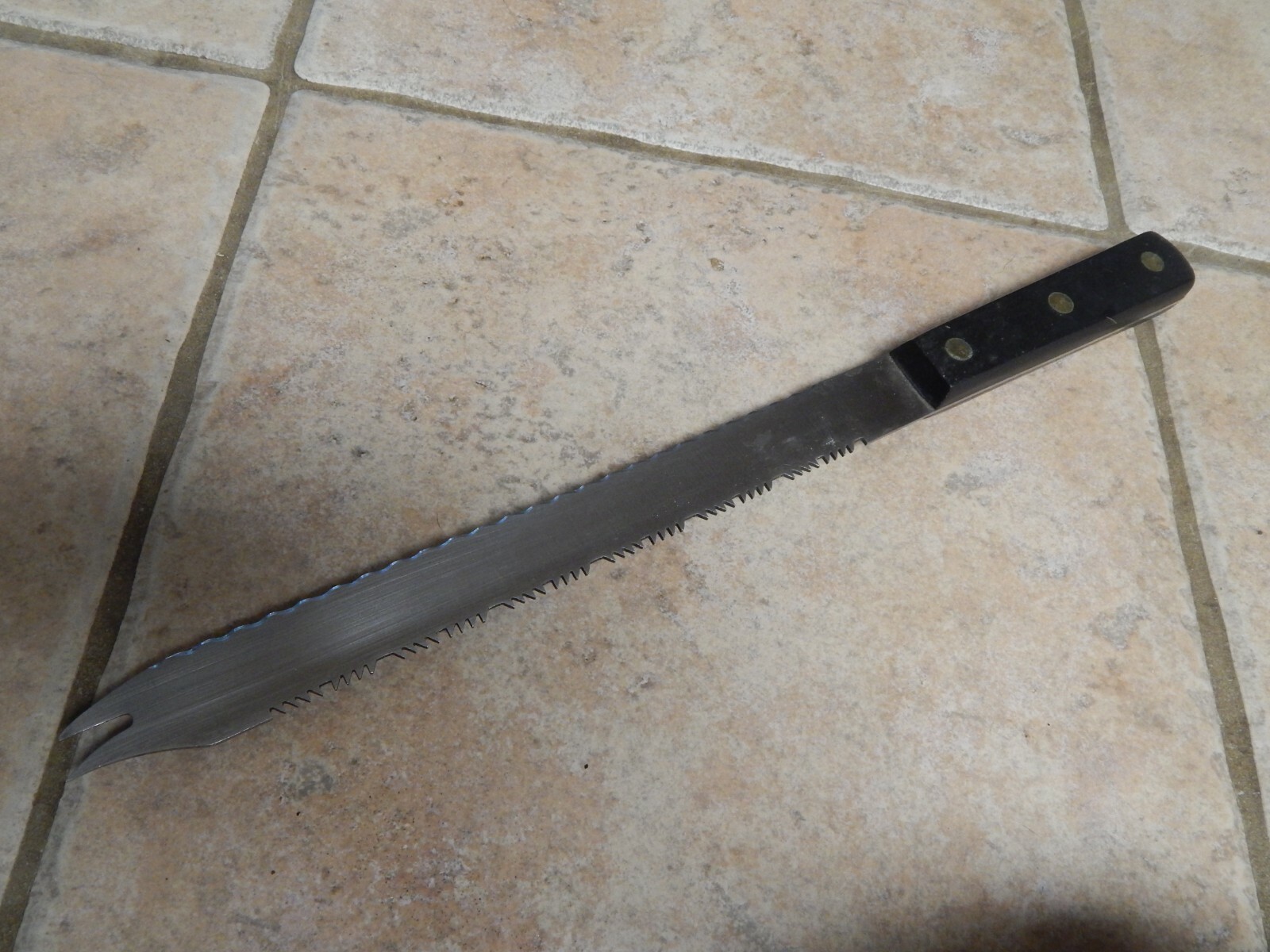 VINTAGE SABATIER FRANCE LION 14.5″ DOUBLE EDGE MEAT CARVING KNIFE