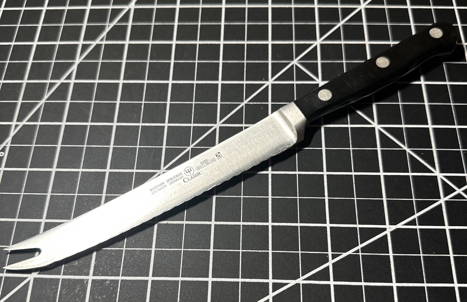 Wusthof Dreizack Classic 4109 / 14 cm 5.5″ Blade Forked Tip Tomato Knife Germany