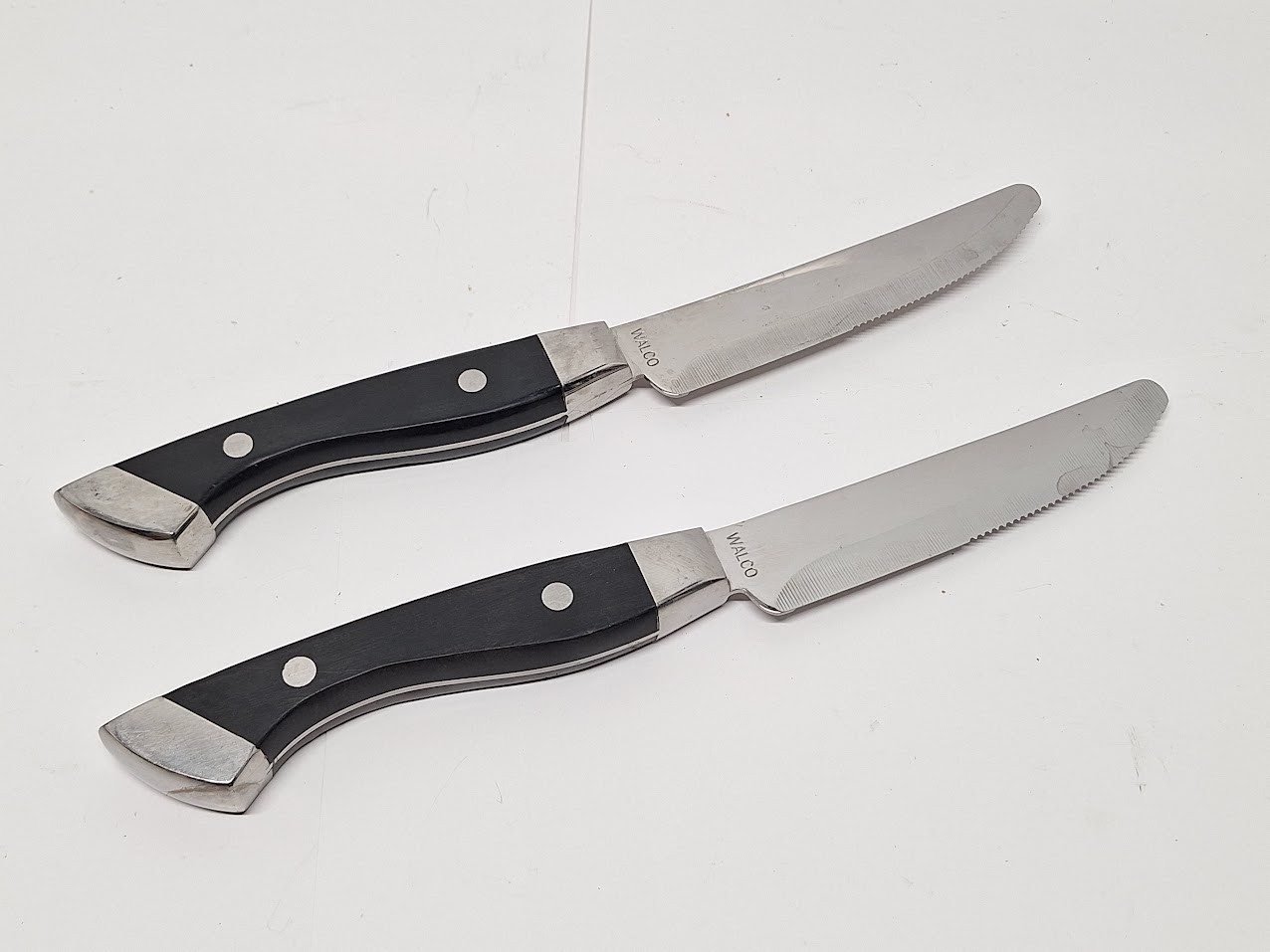 Walco Boston Chop Stainless Steel Steak Knives Set of 2 Black Handles