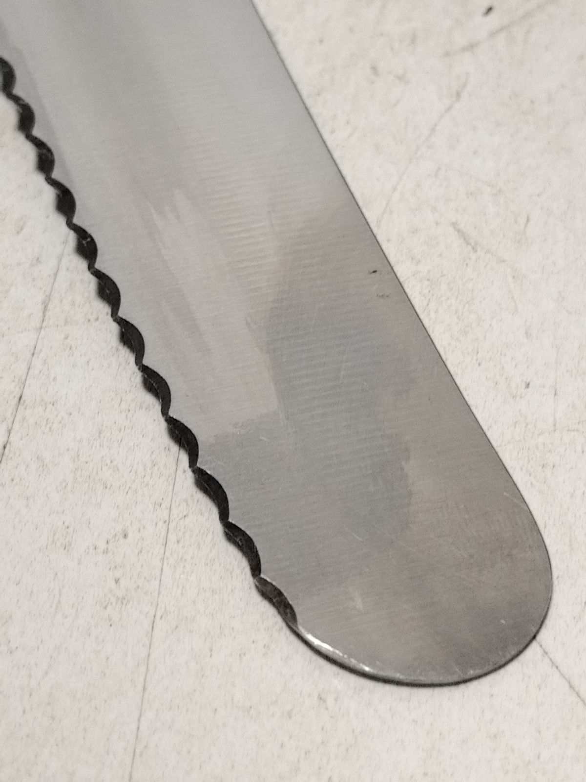 Zwilling J.A. Henckels Twin Master 9.5″ Bread Knife Serrated 32210-254 Spain NSF