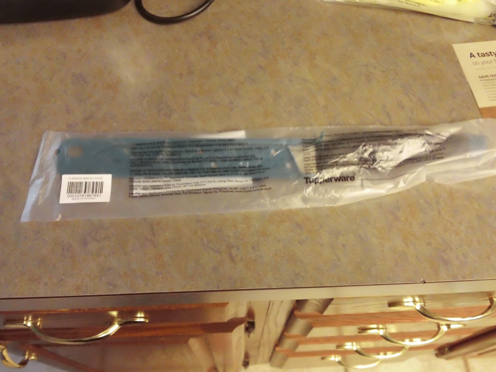 Tupperware Universal Series Bread Knife Teal-NIP