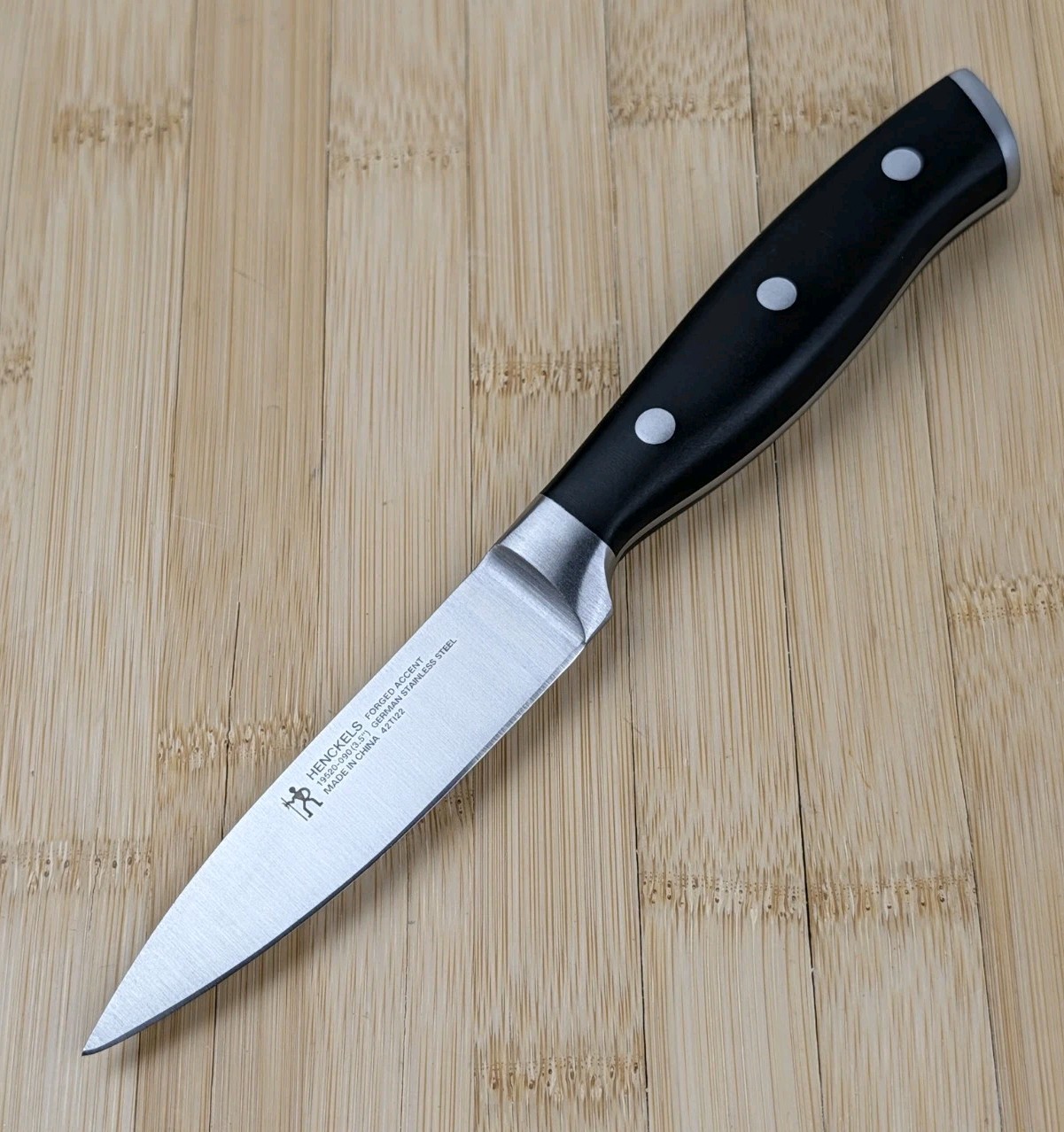 Henckels FORGED ACCENT 3.5-in PARING Knife, BLACK ABS Handle, #19520-090, NEW