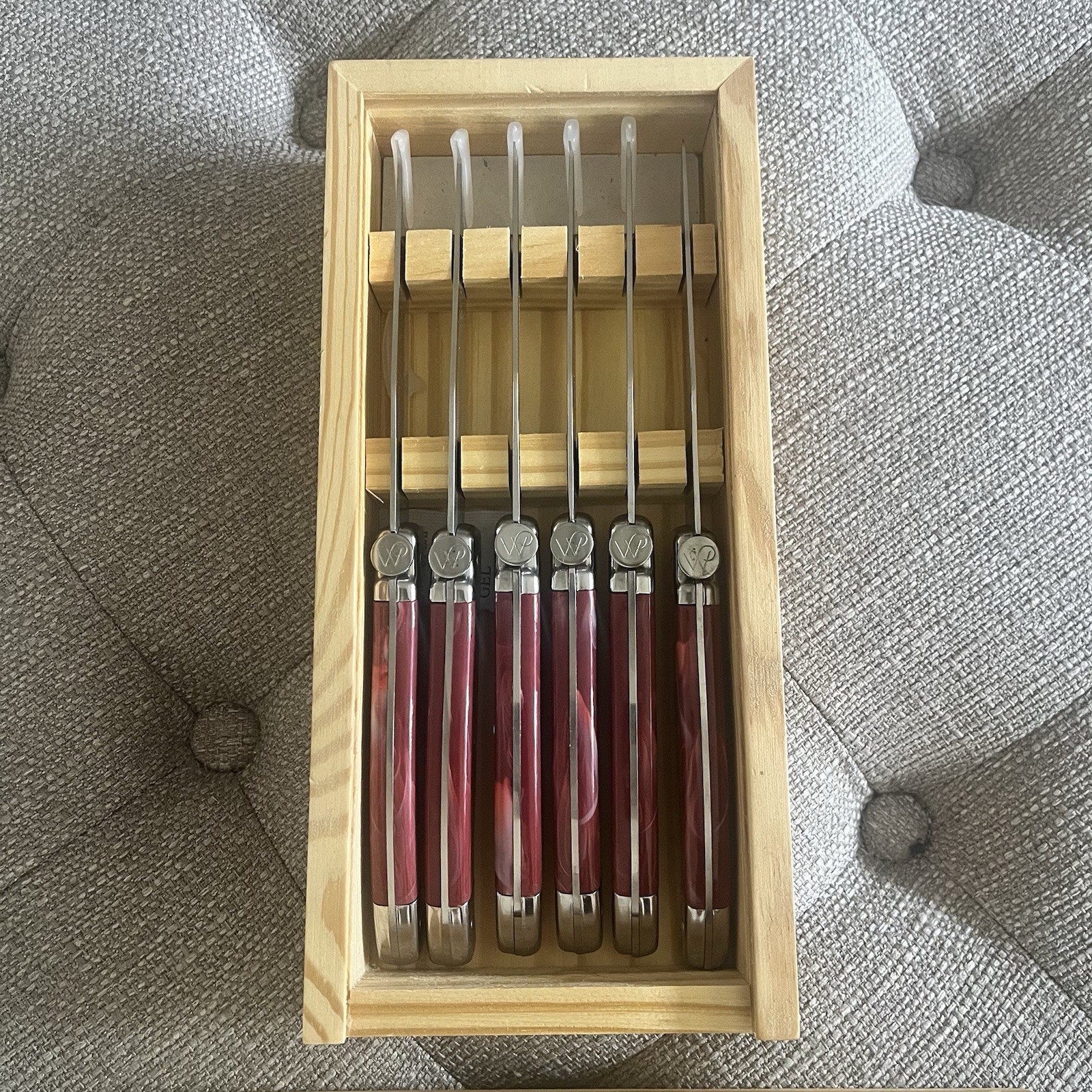 Wolfgang Puck 6 Pc Steak Knife Set Stainless Steel Red Handles Wood Storage Box