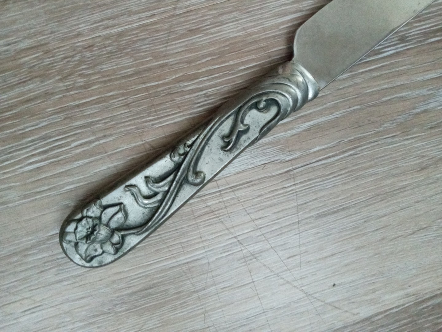 Seagull Pewter CAKE Knife Used-13 INCHES