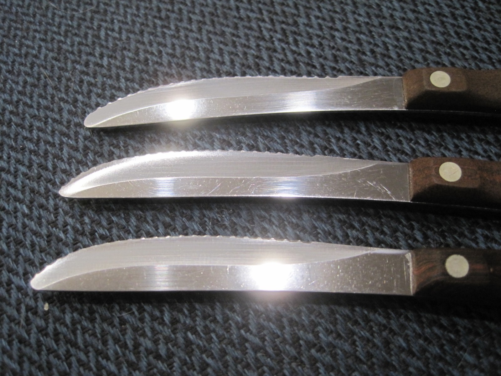 VTG Set of Three (3)three Cutco USA 1059 Serrated Steak Knives Brown Wood Handle