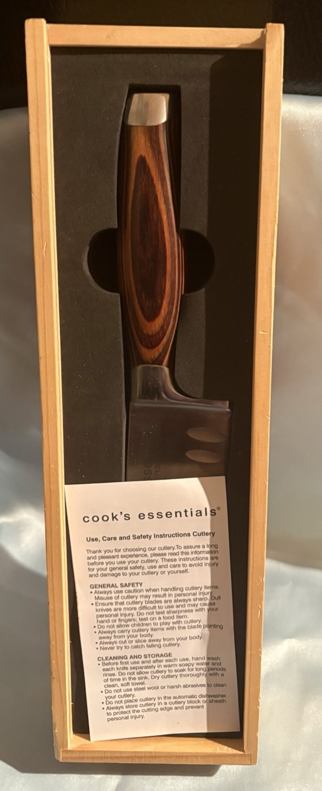 RARE, NEW Cook’s Essentials 5.5” / 13cm KYOTSU Chef’s Knife with Wooden Box