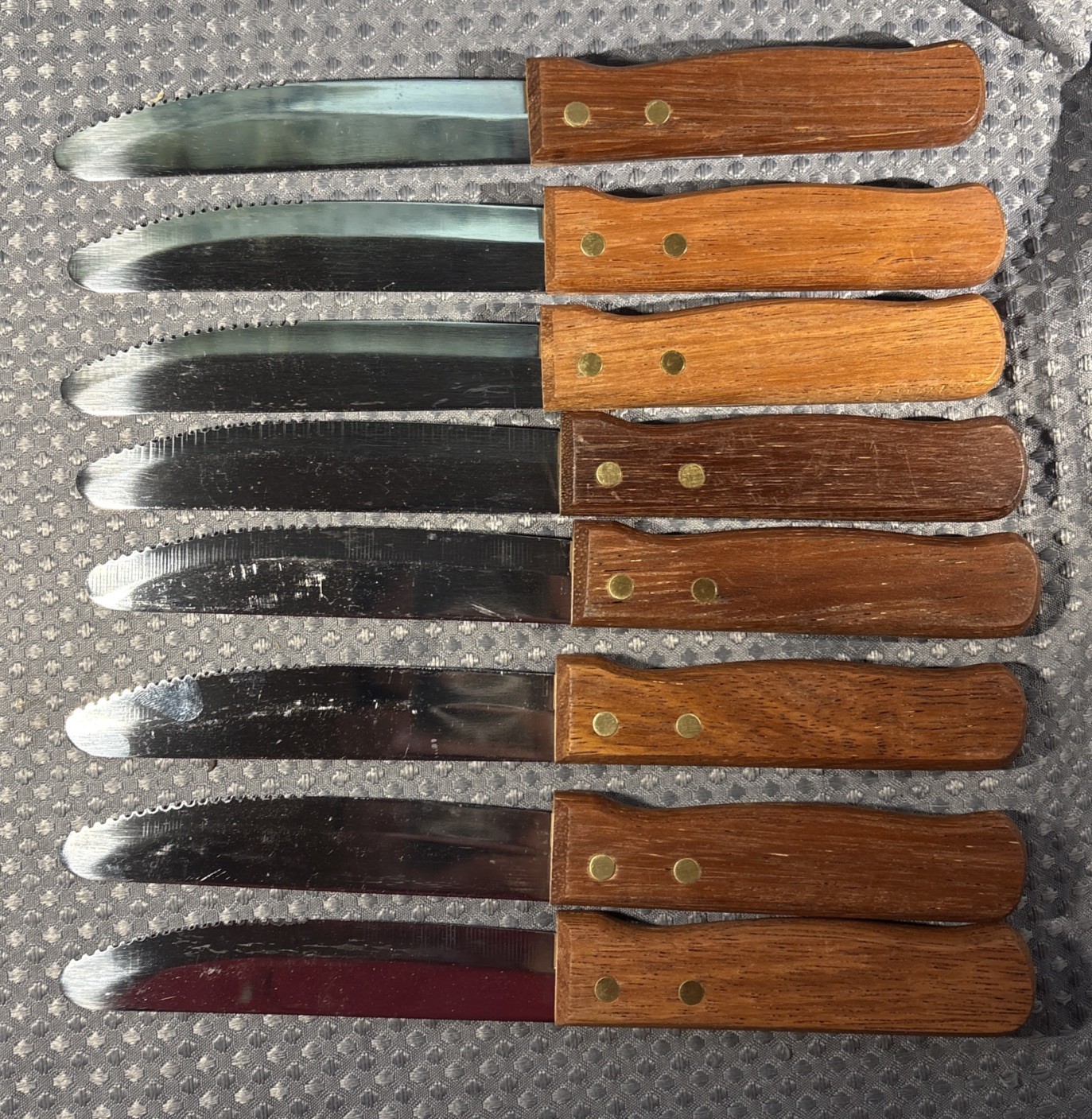 Adcraft WSK-60/B Rounded Blade Gaucho Jumbo Steak Knife with Wood Handle 12 CT