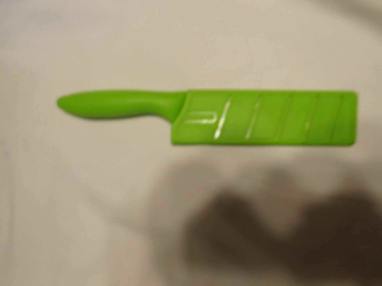 KAI Pure Komachi 2 5.5 Inch Nakiri Knife With Safety Sheath, Green