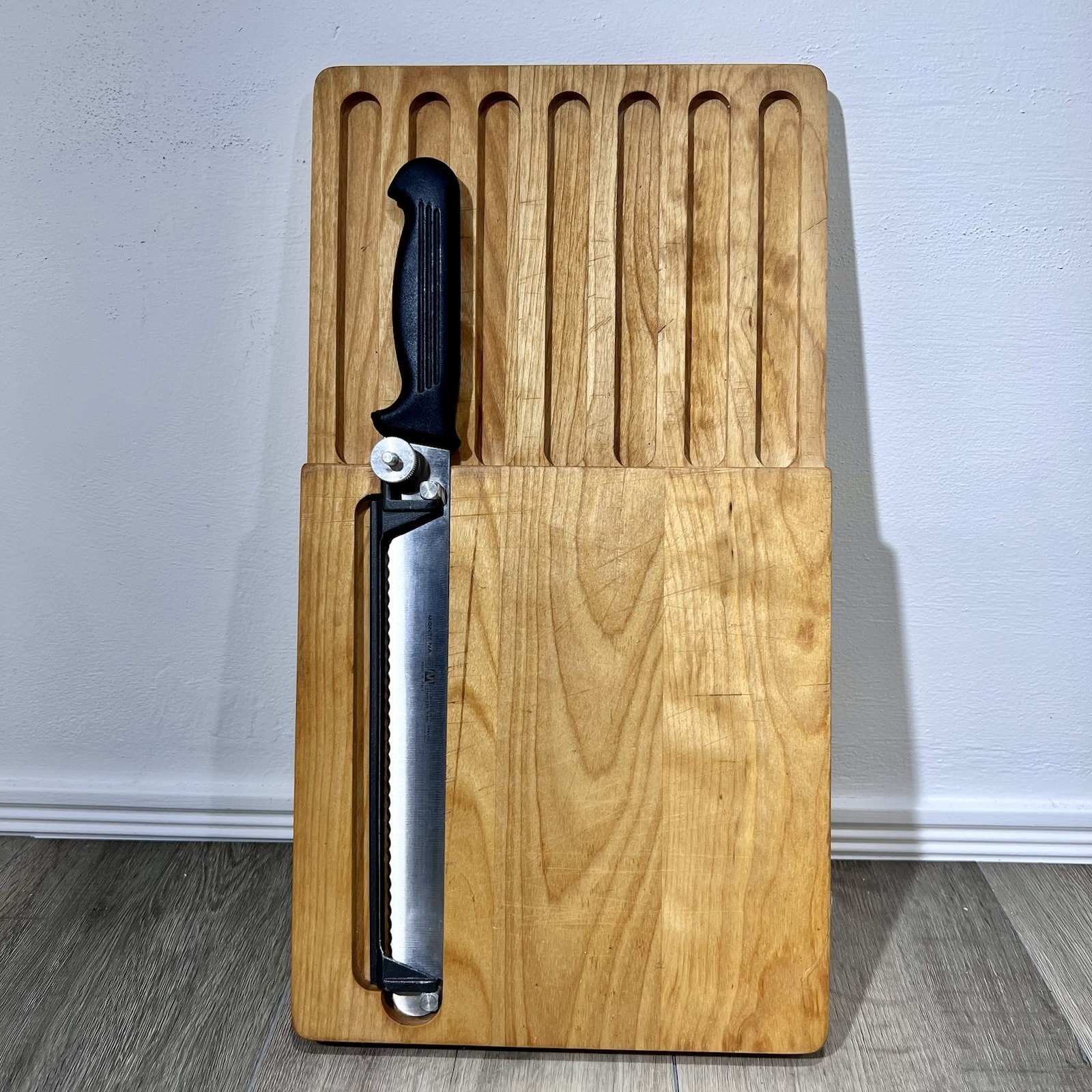 Montana Inox Italy Bread Slicer Cutting Board Set Sandvik Stainless Knife Maple