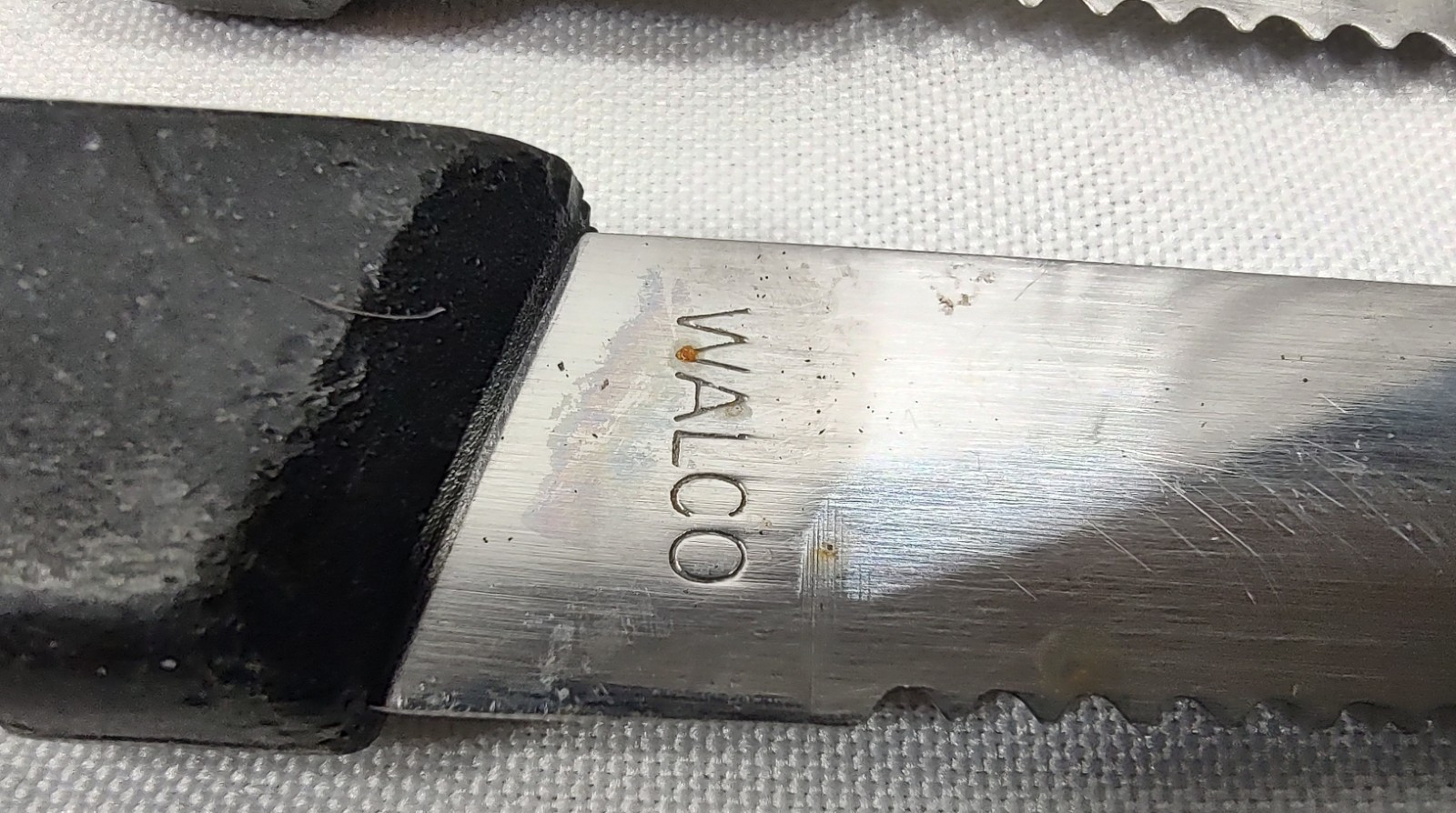 Walco Serrated Steak Knives Lot of 10 Stainless Black Plastic 8.75″ Round Tip