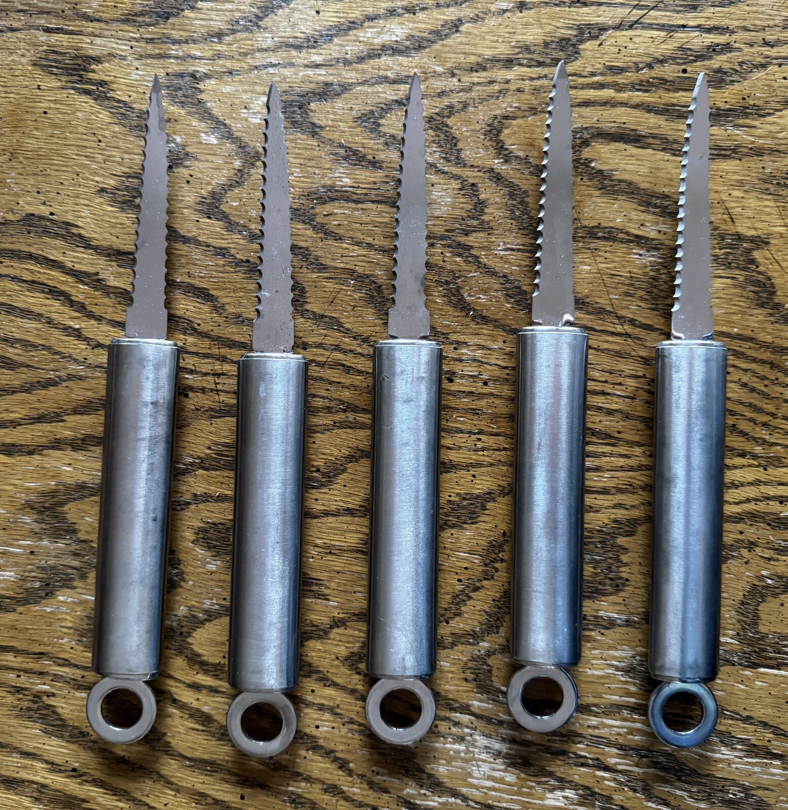 Serrated Knives Set Of 5 Matching Double Edged 9”