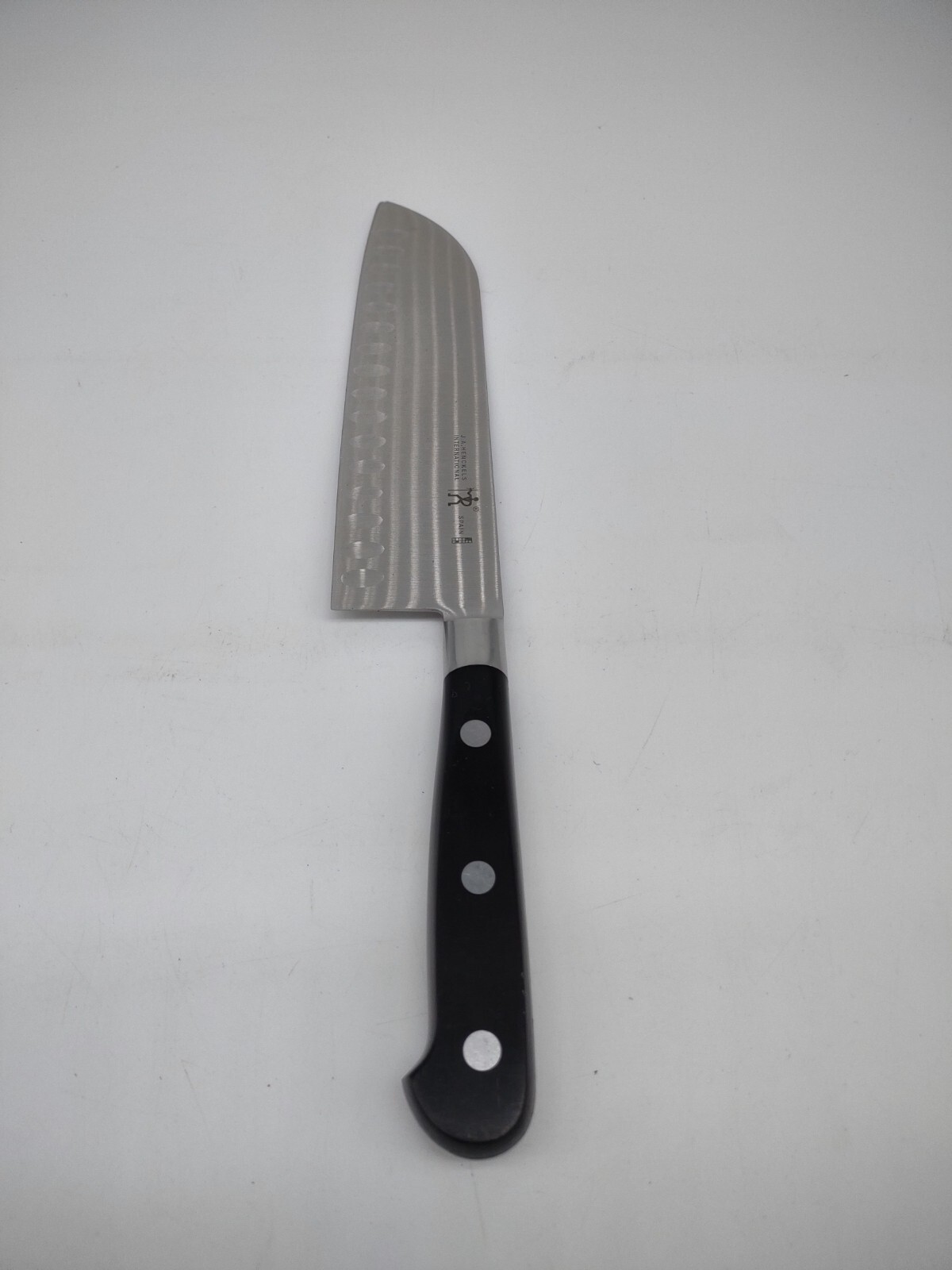 J. A. HENCKELS International Spain 7″ Santoku Knife **READ SEE PHOTOS**