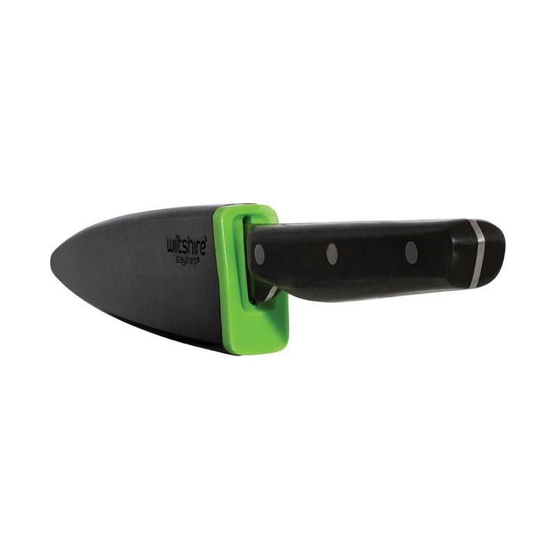 Wiltshire Staysharp Triple Rivet Utility Knife 13cm with Sharpener | 41602