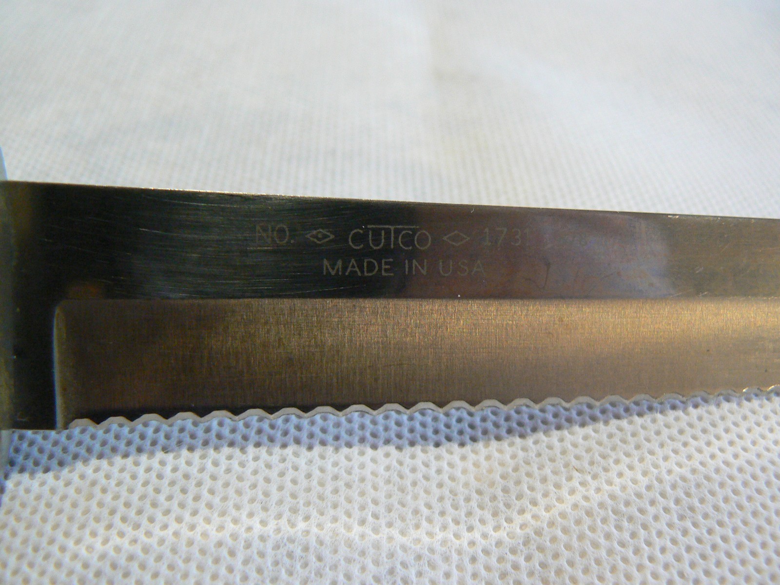 Cutco No. 1731 Slicing/Bread Knife 9.5″ Blade, 14″ Overall -Hunting Knife Handle