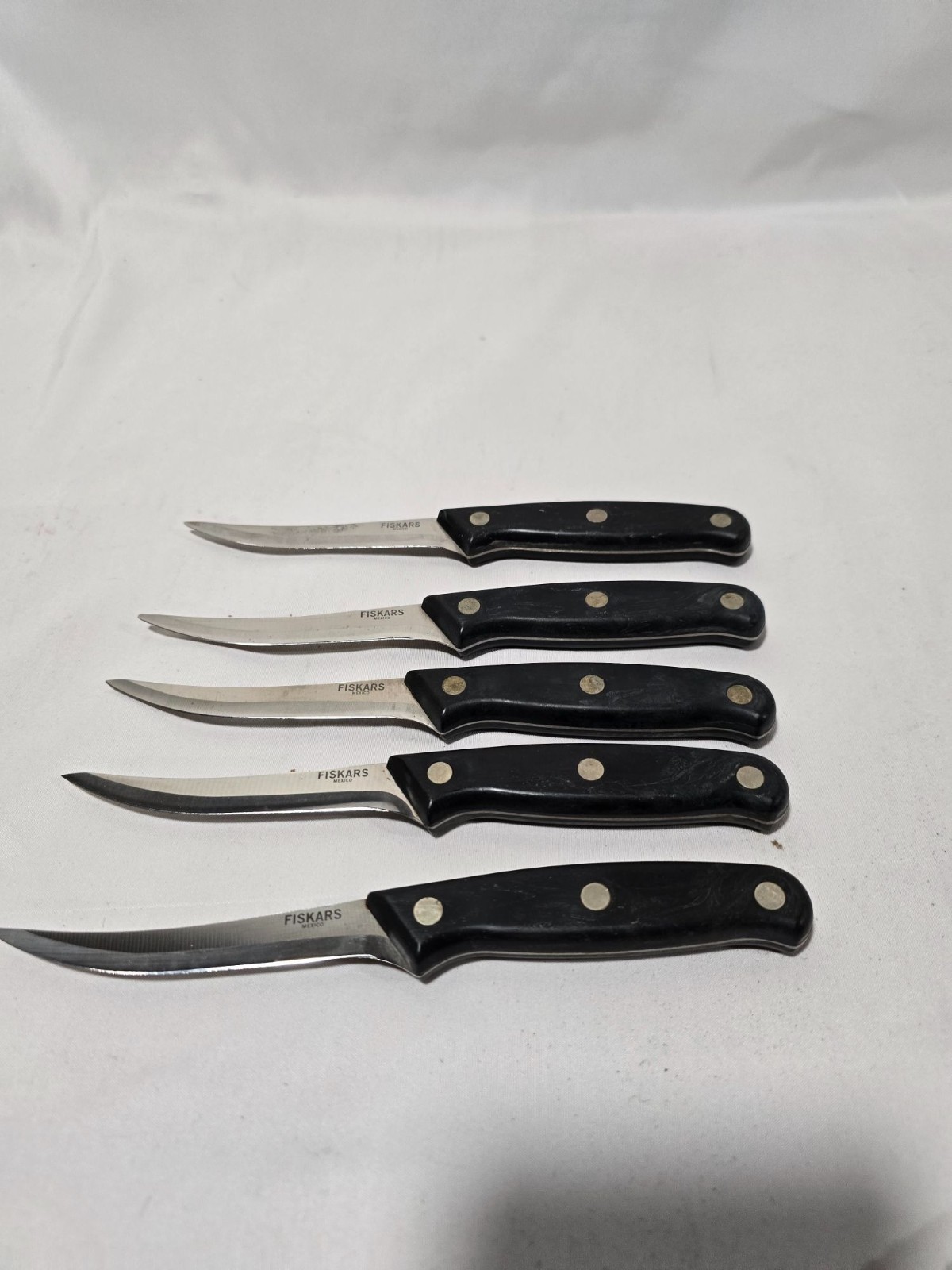 Fiskars Mexico Knives Black Handles Stainless Steel Blades Full Tang 4 inch Set