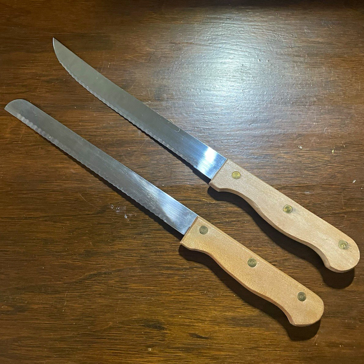 Set of 2 Stainless Steel Serrated Steak Knives with Wood Handles 13 Inches Long