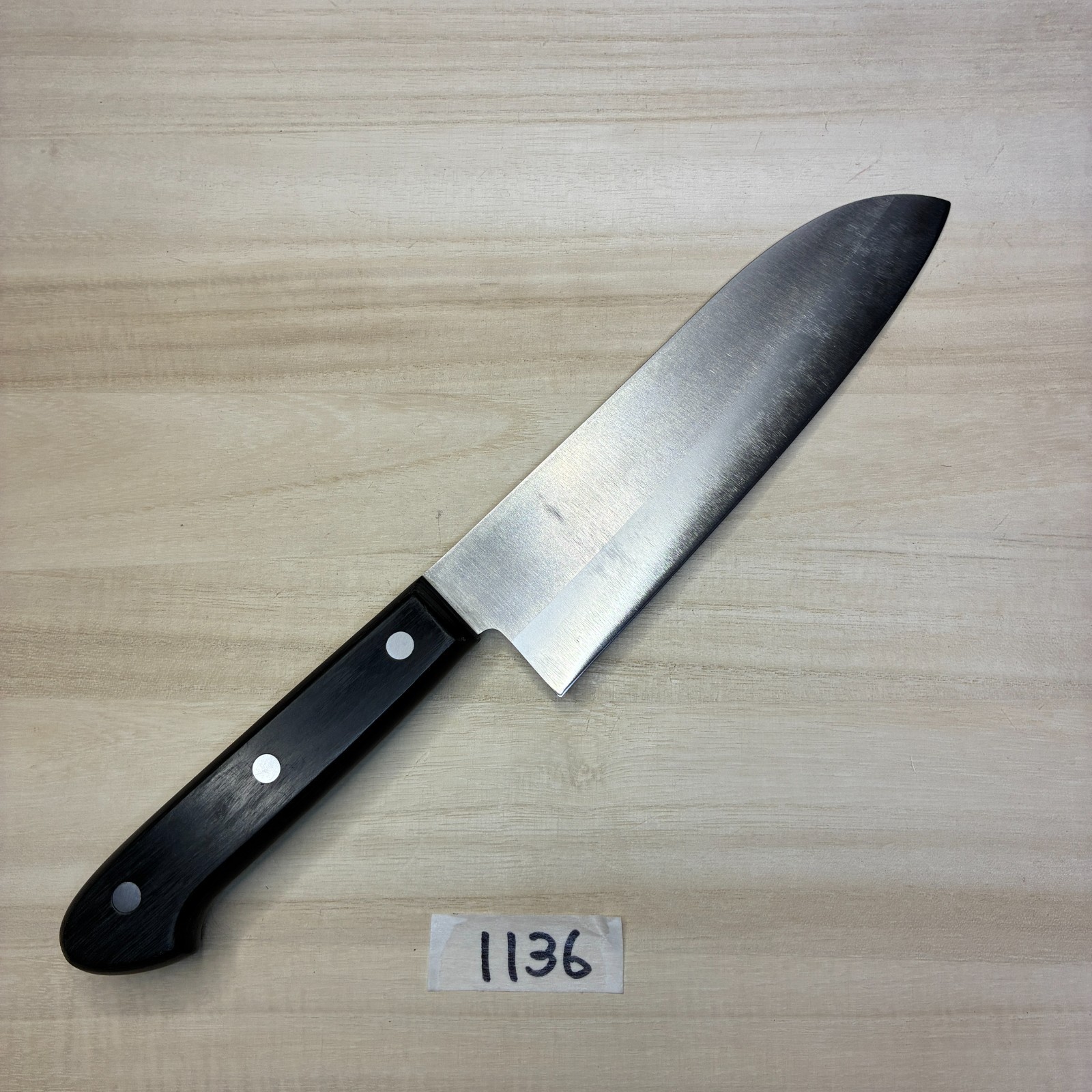 Japanese Kitchen knife, Santoku ,#1136, used, made in Japan 165/290mm, 130g
