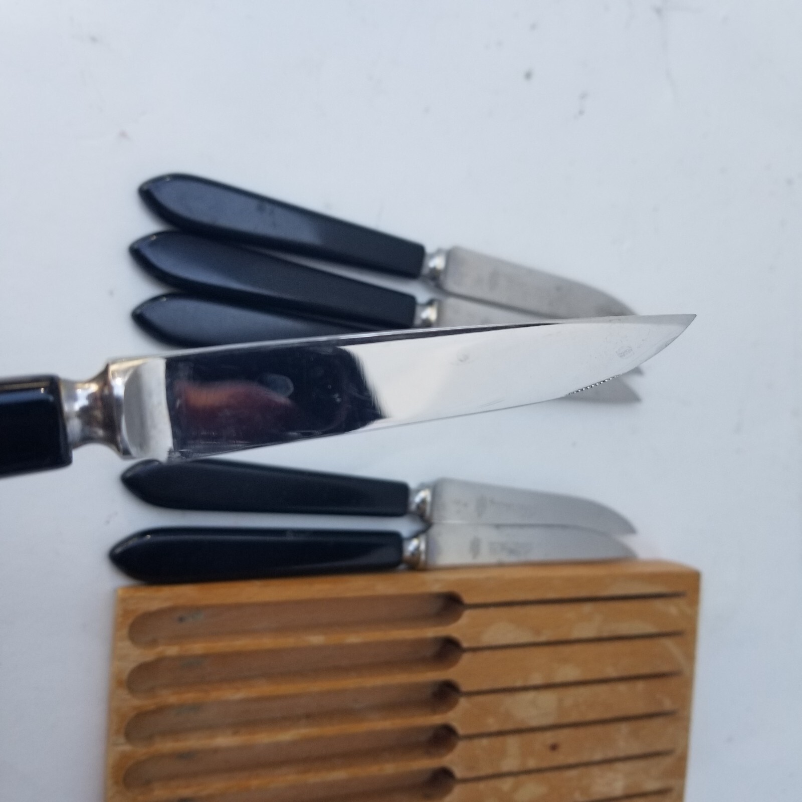 A. Petre & Co. Sheffield England 6 Piece Table Knife Set w/ Original Wood Block