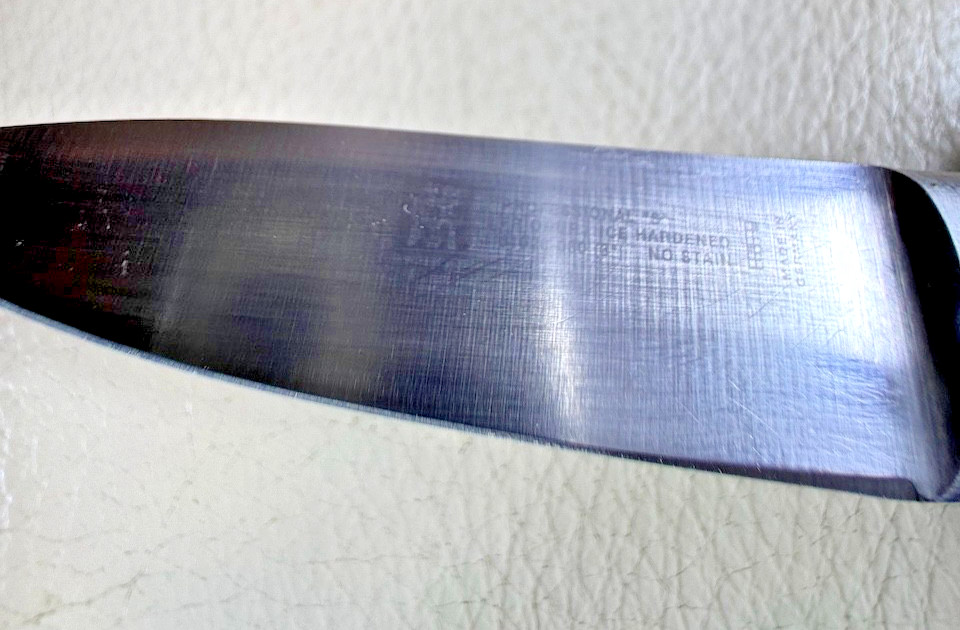 Zwilling J.A. Henckels Solingen Germany Pro 3″inch Paring Knife 31020-080 SHARP