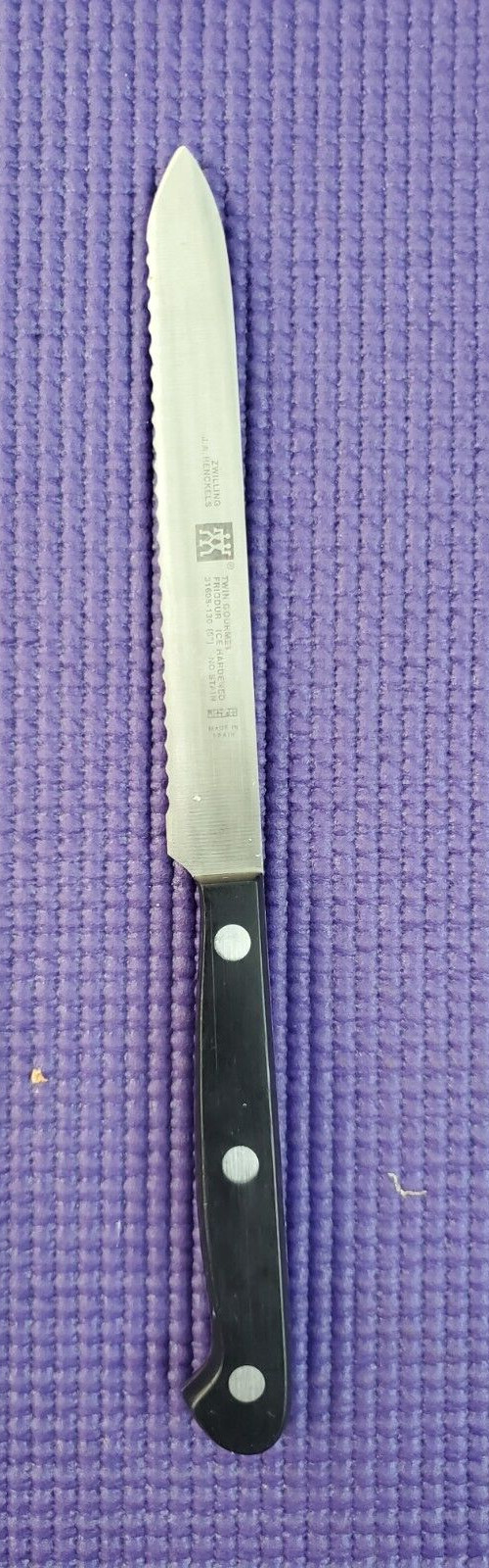 J.A. Henckels 31608-130 Twin Gourmet 5″ Utility Knife