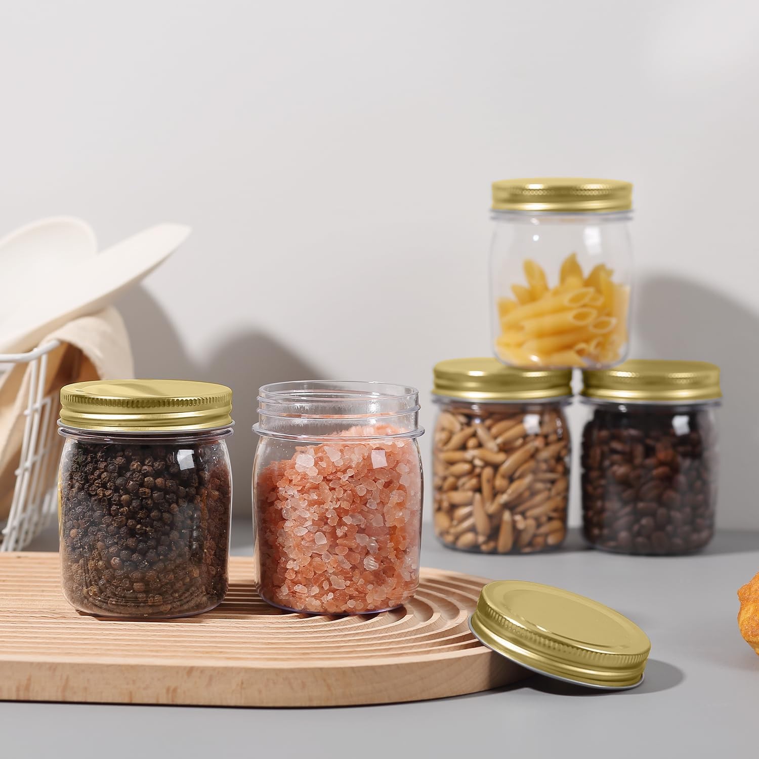 novelinks 8 oz Clear Plastic Jars with Screw Lids, BPA-Free Refillable Storage