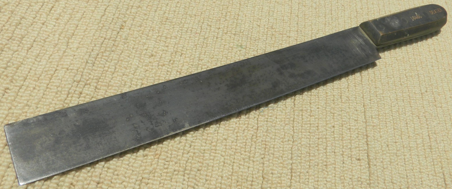 DEXTER 16486 Vintage-Thin Long-COLLECTOR , Bread-Tuna -Meat-Knife Carbon Steel