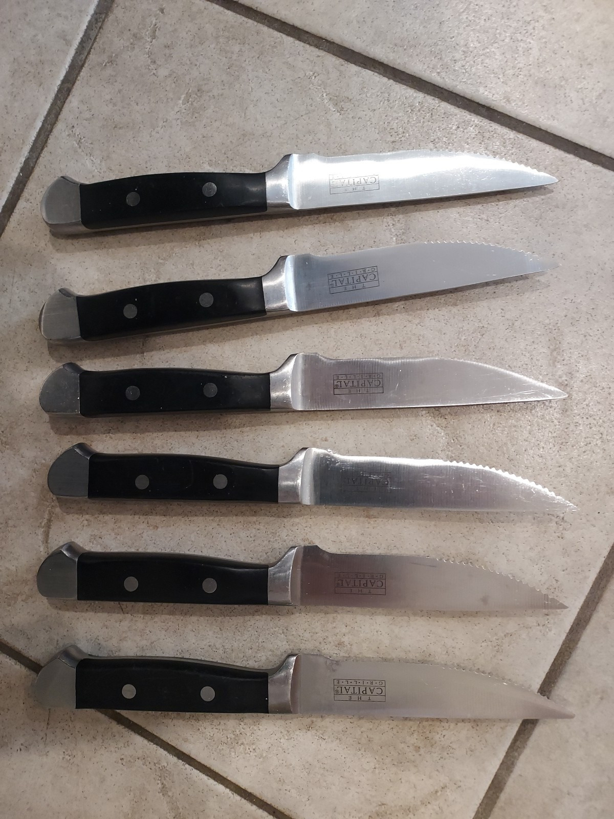 SIX.. Original Collectible Capital Grille Steak Knives Lot Of 6. Serated Blades