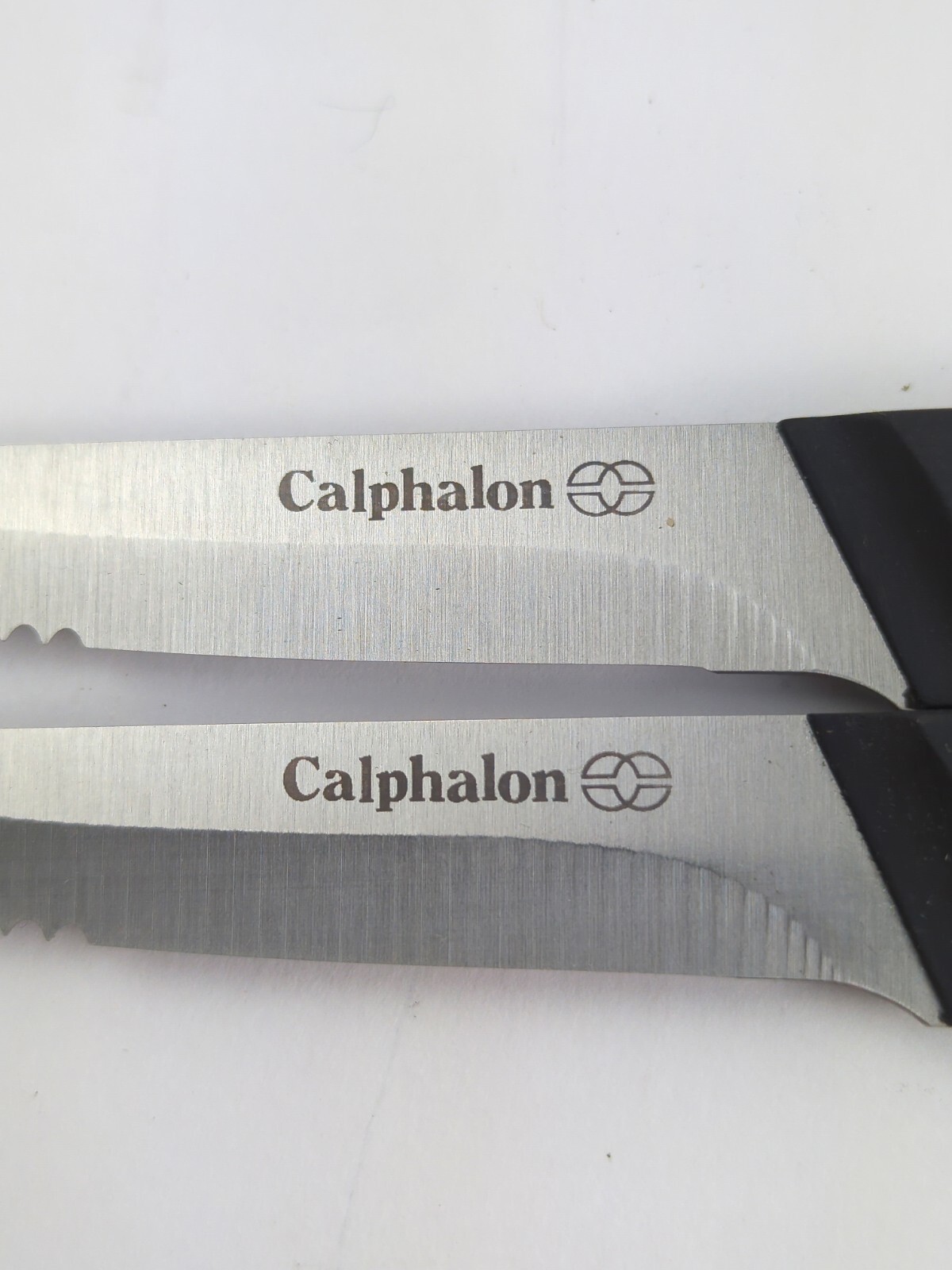 CALPHALON Classic 2pc 4.5″ STEAK Knives / Stainless Steel – NEW!