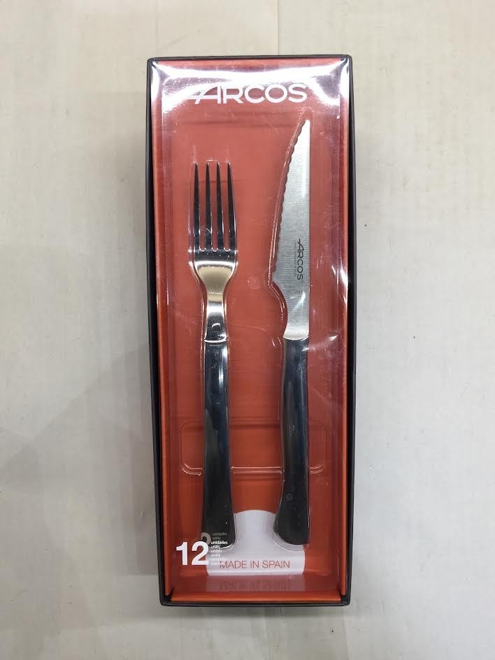 Arcos Steak Set 2 pieces. 4 Inch