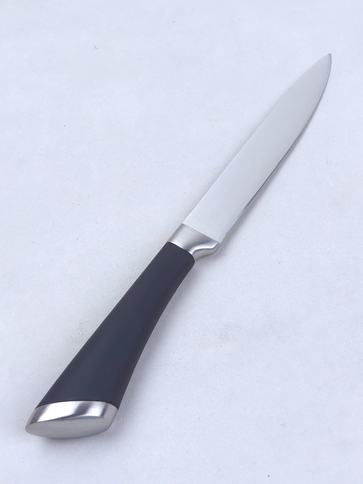 Chicago Cutlery FUSION 5″ UTILITY Knife, STAINLESS Steel Blade, BLACK Handle