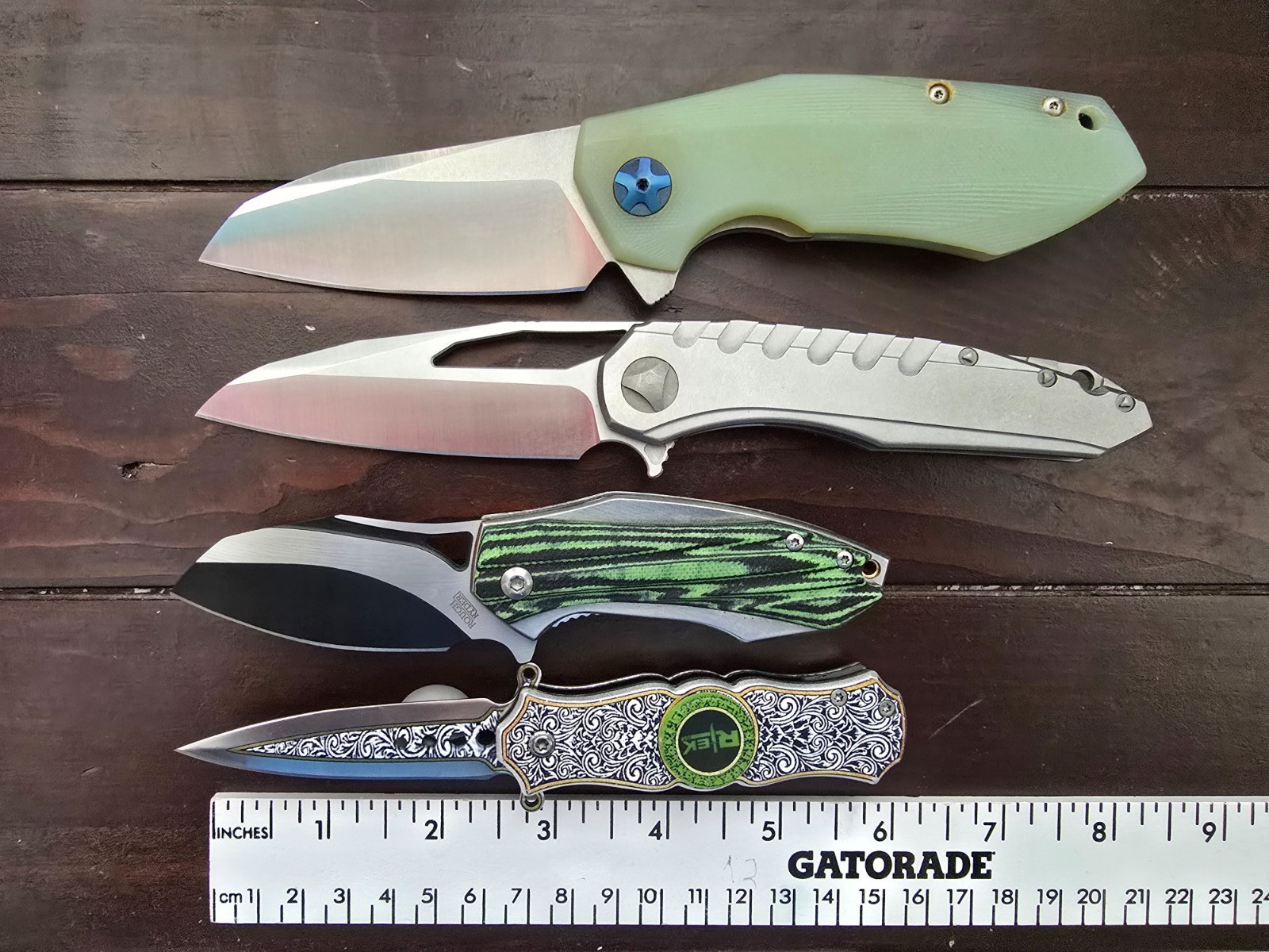 Unbranded Knives Set of 4 – Brand New – No Boxes – Sold As Is