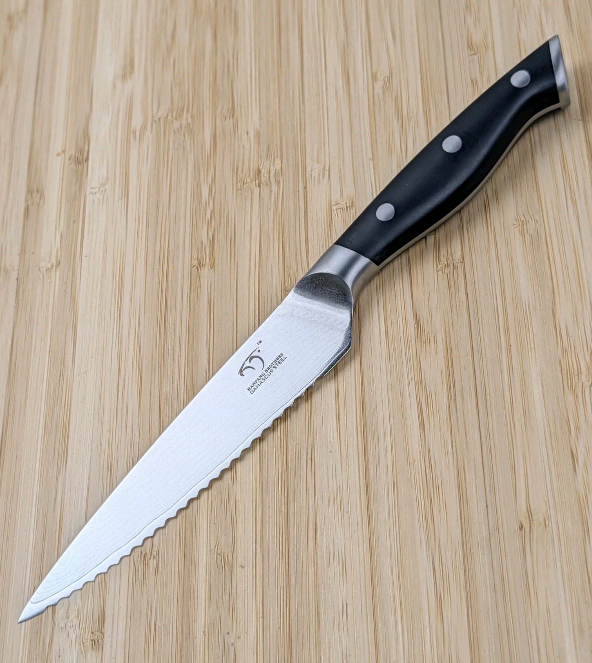 NANFANG Brothers 5-in FORGED Serrated UTILITY Knife, DAMASCUS VG10 Steel, NEW