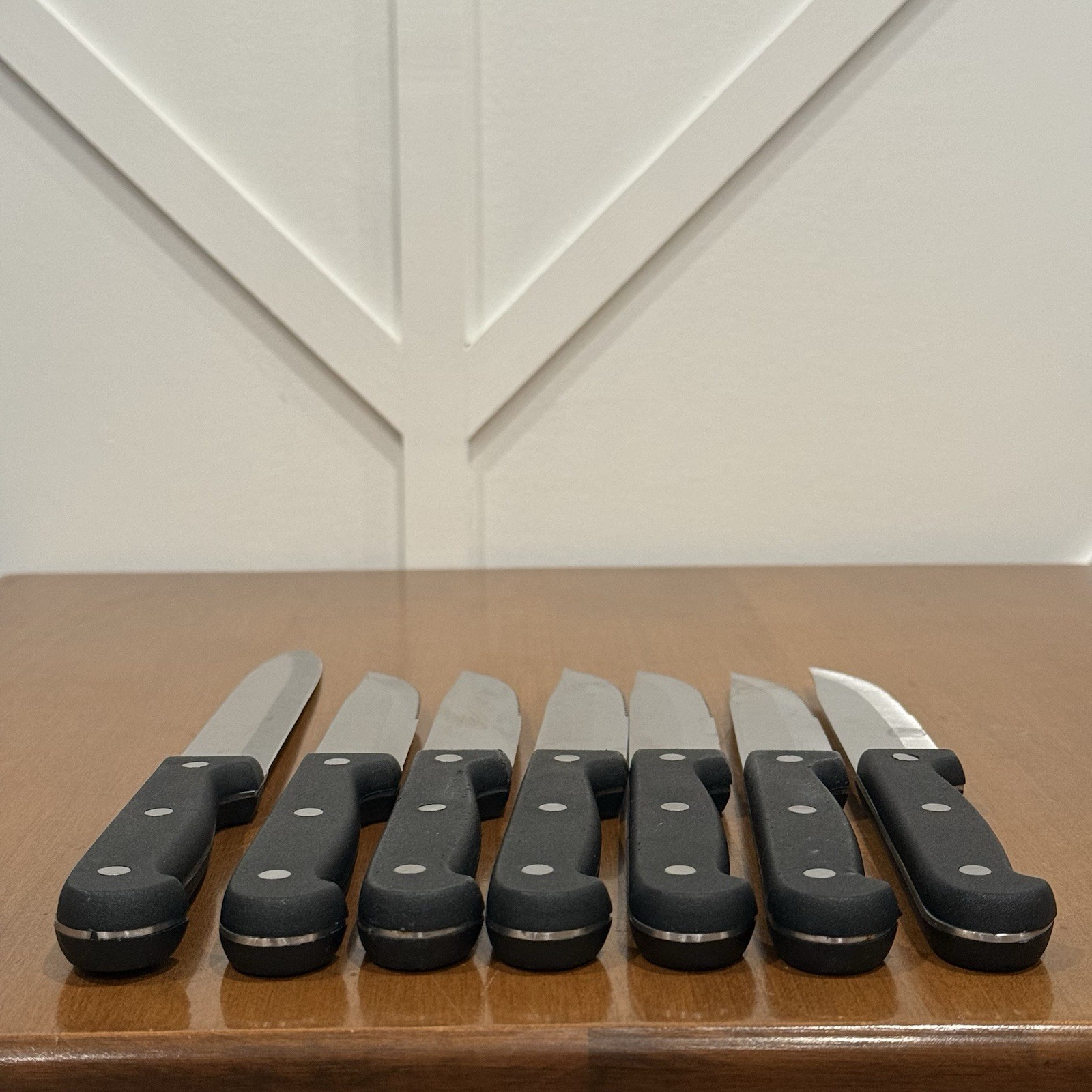 Sabatier 5″ Serrated Steak Set of 6 + Utility Knife Black Polymer Handle