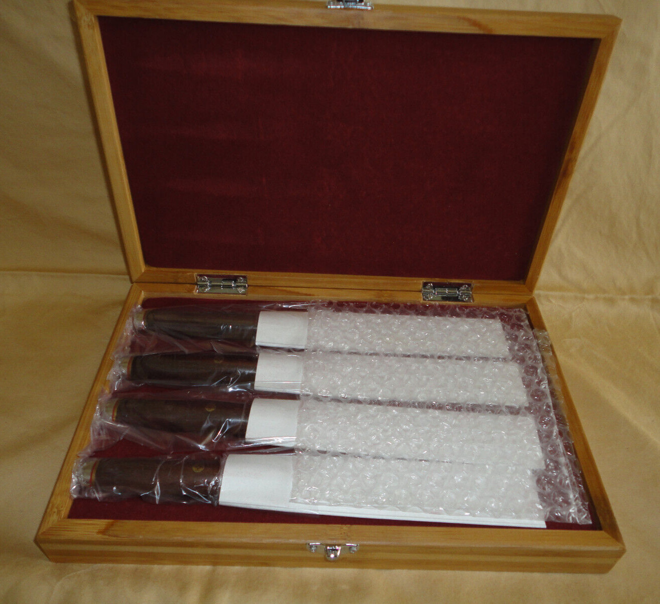 New Set 4 SHUN 4.5″ Rosewood Handle Tanto Steak Knives w Wood Box Made in Japan