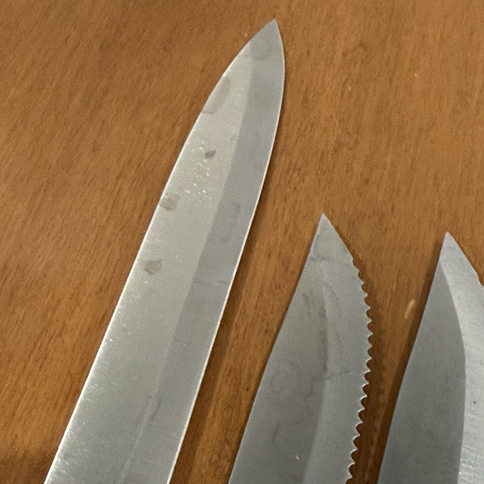 Sabatier 5″ Serrated Steak Set of 6 + Utility Knife Black Polymer Handle