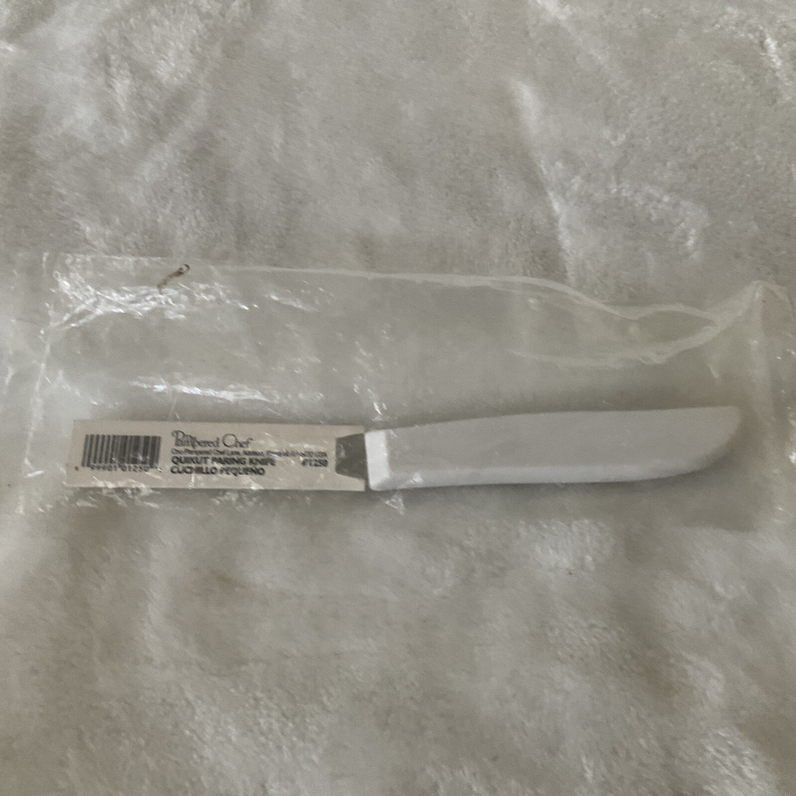 Pampered Chef Quikut Paring Knife White Handle 2.5″ Blade New in the package