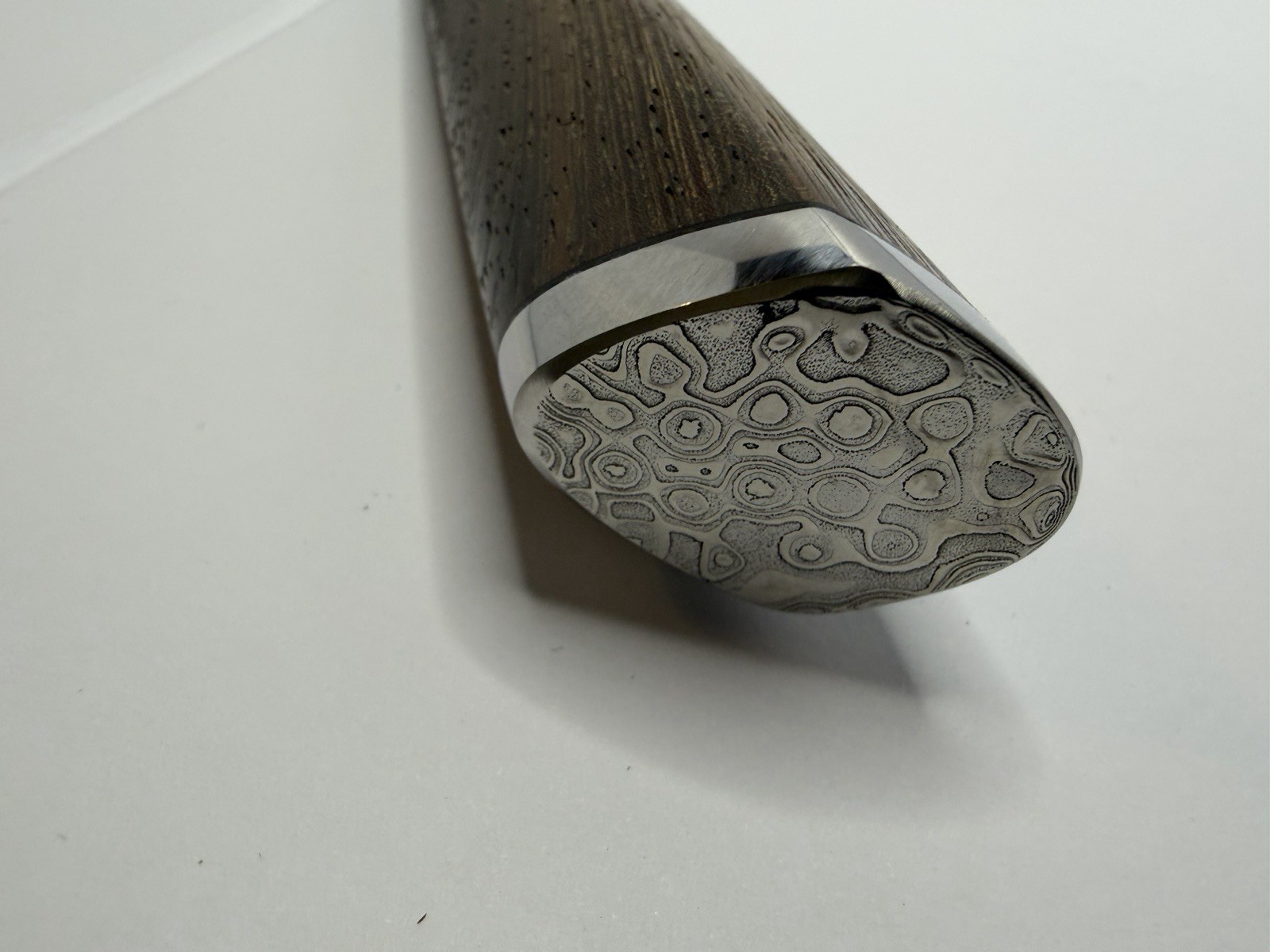 SHUN FUJI SGE0706 SG2 161-LAYER DAMASCUS 8 1/2-INCH CHEF’S KNIFE