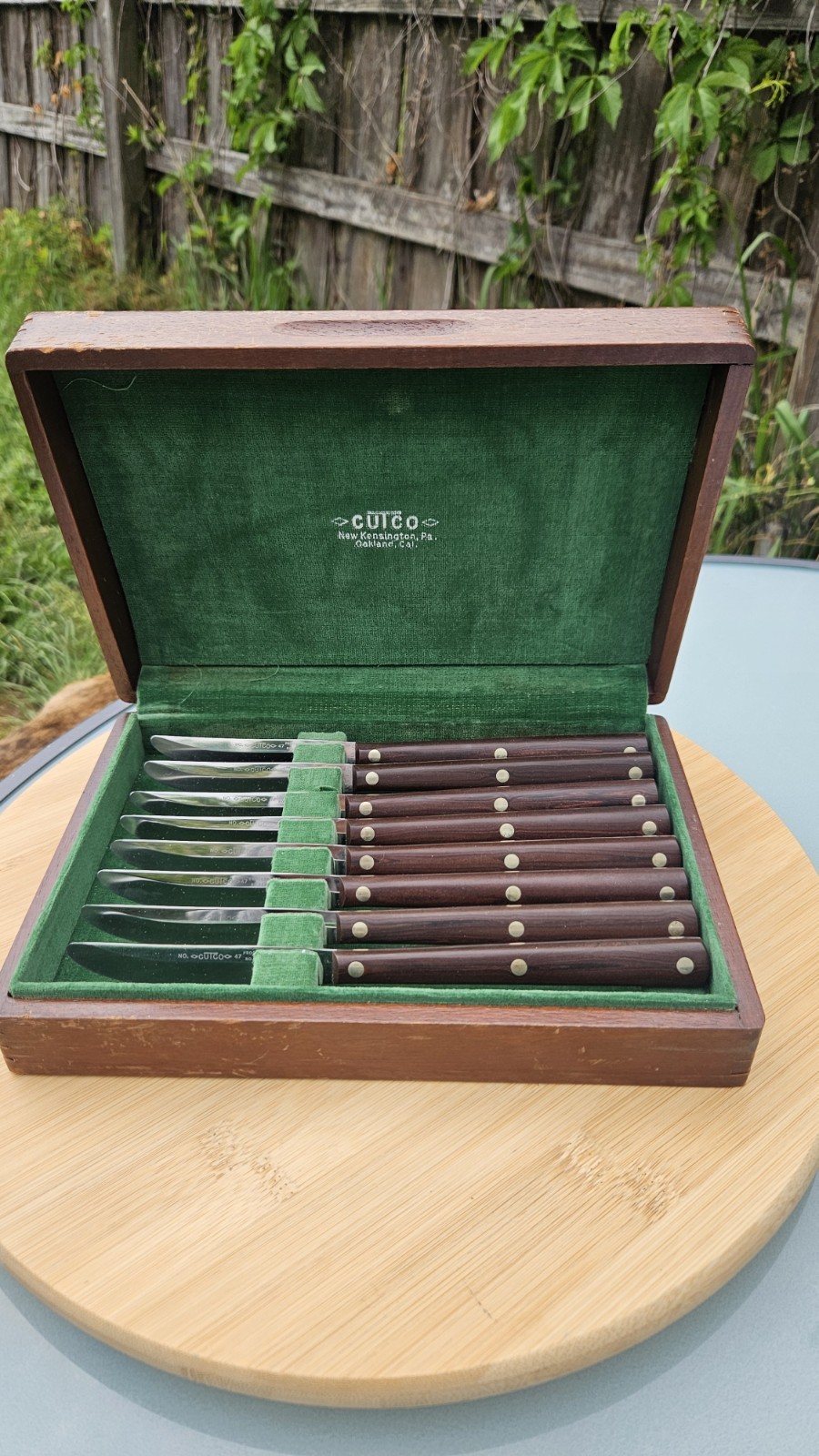 Vintage Cutco Smooth Steak Knives #47 Set Of 8 In Wooden Box