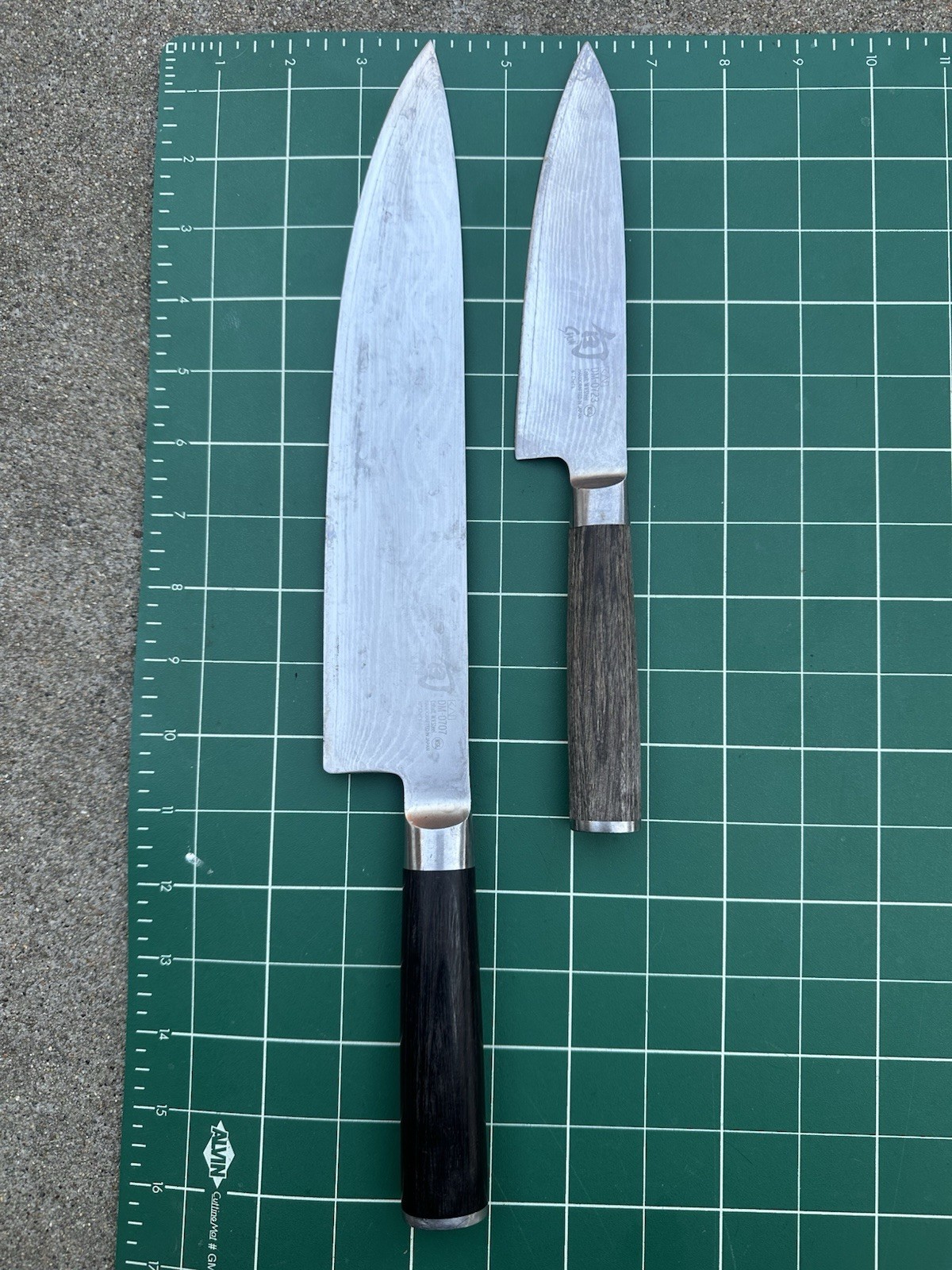 Lot Of 2 KAI SHUN DM-0707 & DM- 0723 Cobalt M.V.Steel 10.5” & 6” Damascus Knife