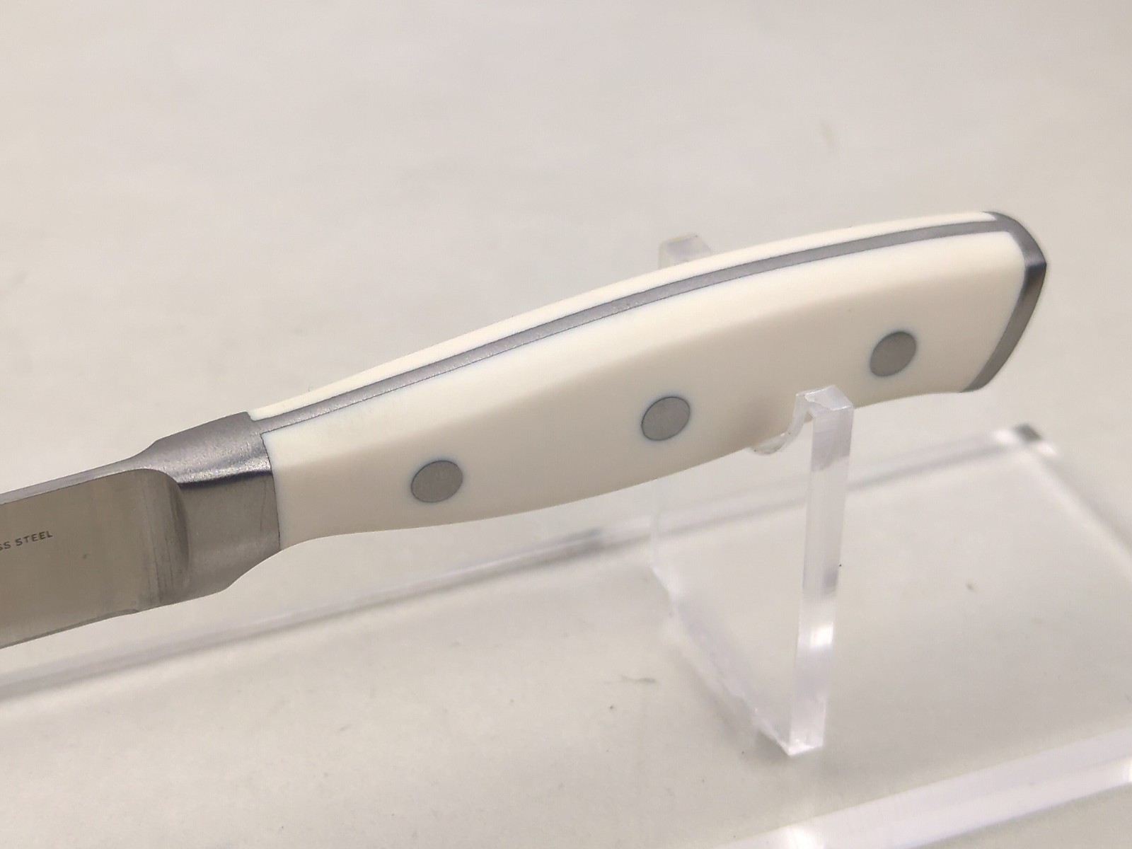 Henckels FORGED ACCENT 3.5 in PARING Knife, WHITE ABS Handle, (19530-090), NEW