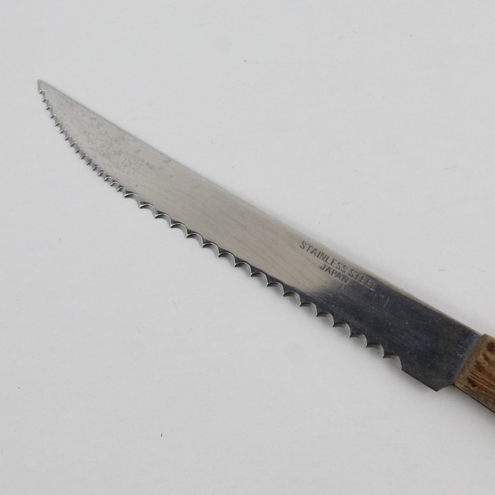 Set of 5 8.75in Stainless Steel Serrated Steak Knives Wood Handle