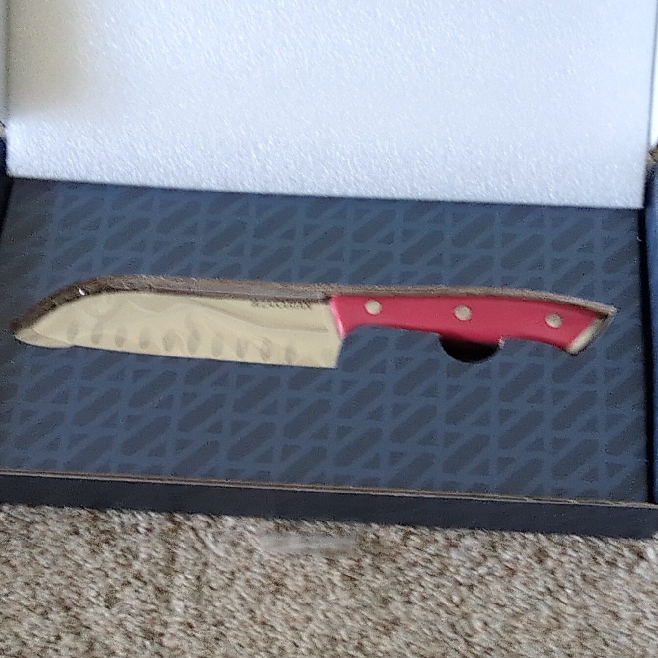 Zakarian 7″ Santoku Knife Granton Edge Stainless Steel Silver/Red K50915