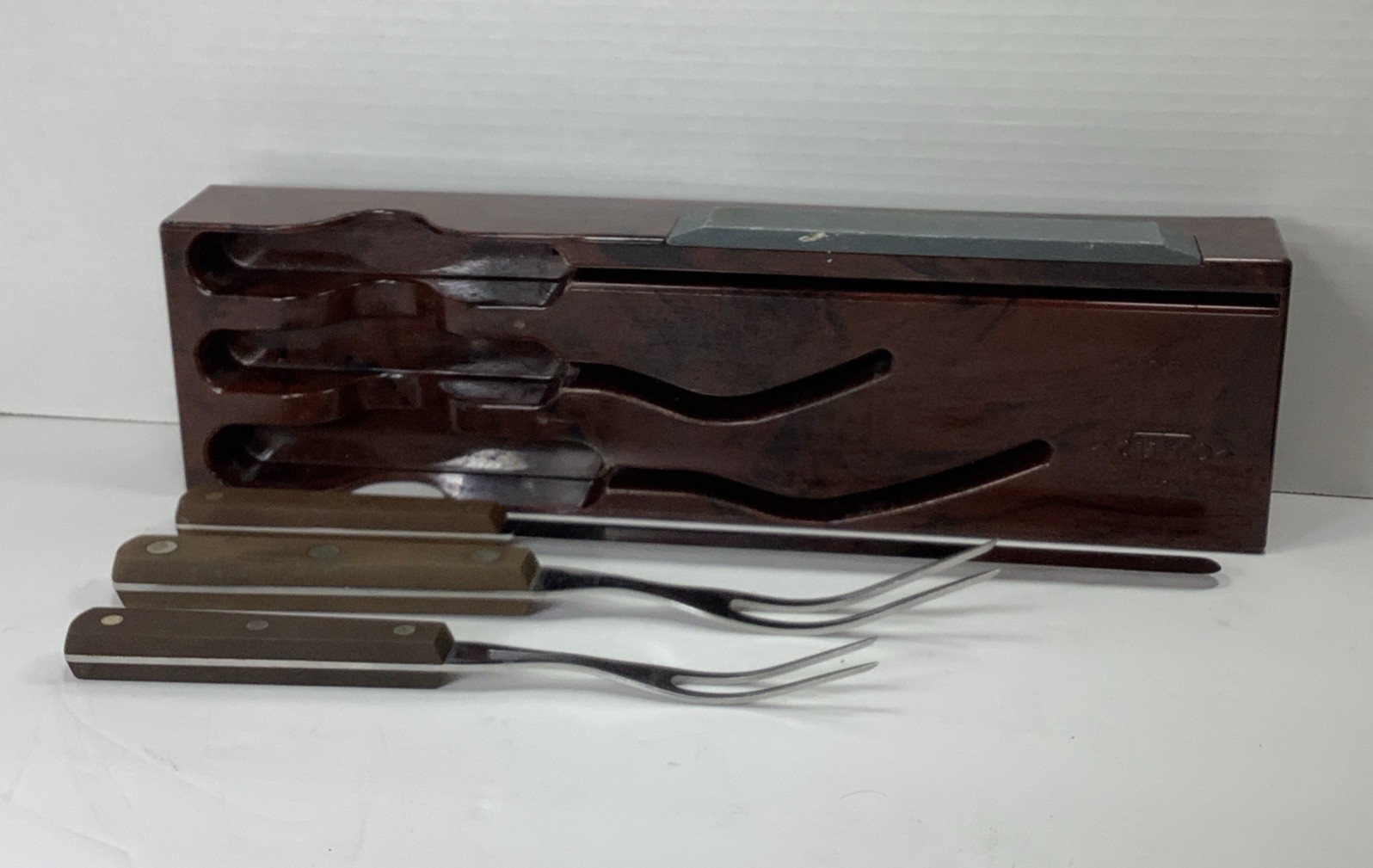Vintage Cutco Carving Set Bakelite Tray Honing Stone # 41 34 Knife 36 37 Forks